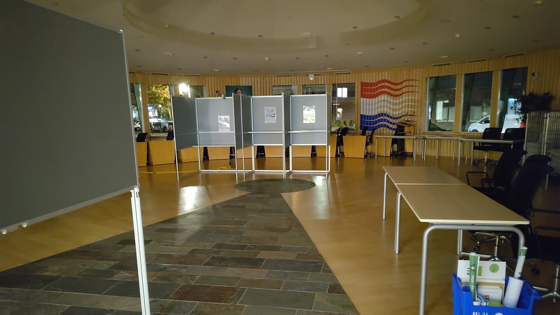 Stemlokalen zijn ingericht, op woensdag 29 oktober gaan de deuren open