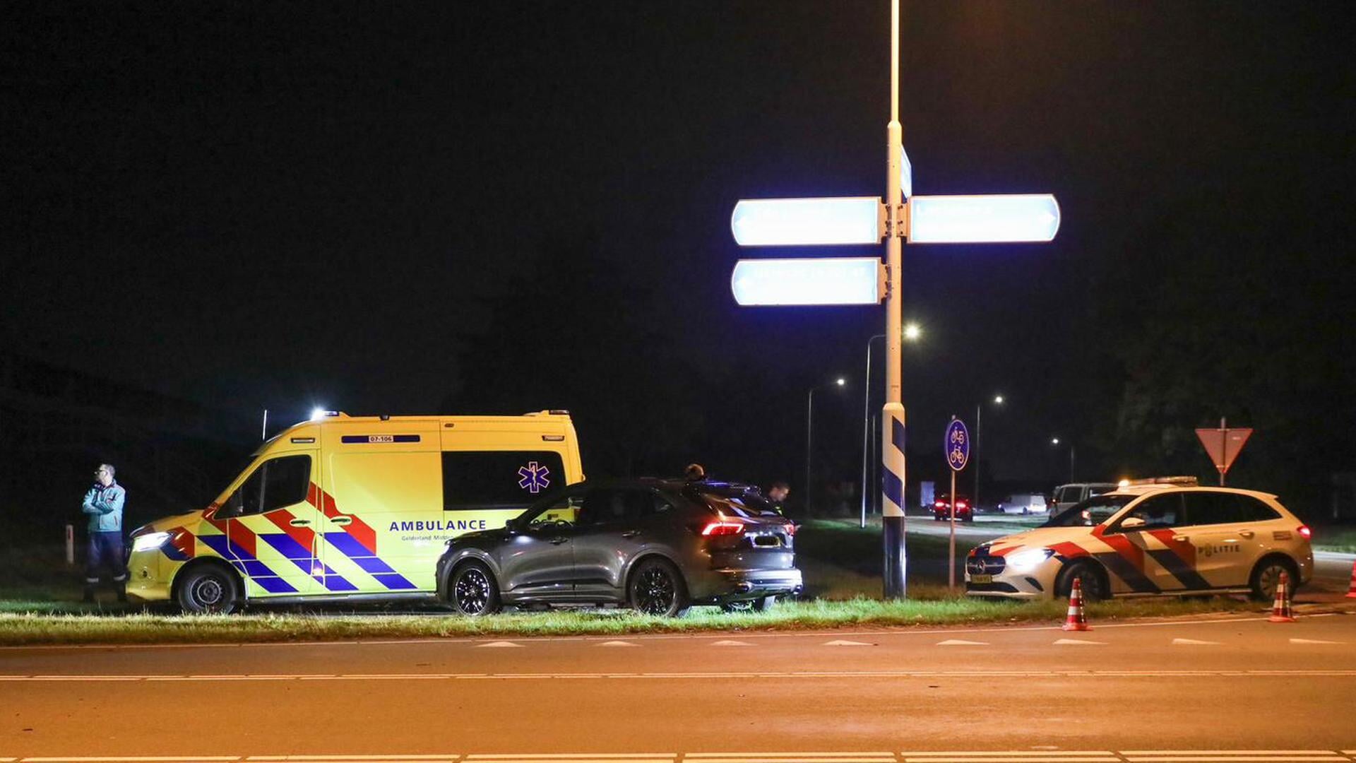 Forse schade bij botsing auto’s in Lunteren