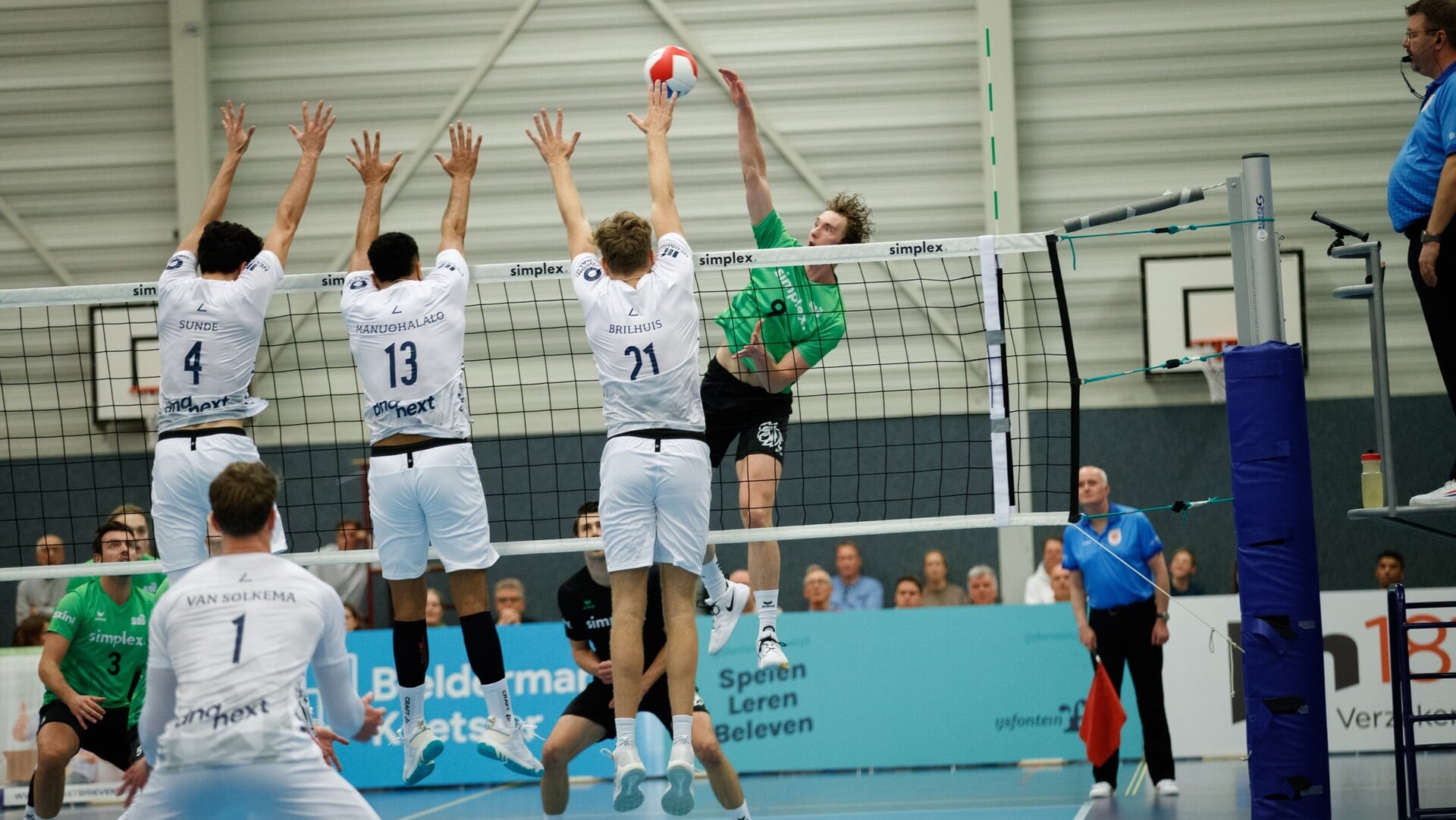 Simplex SSS weer onderuit