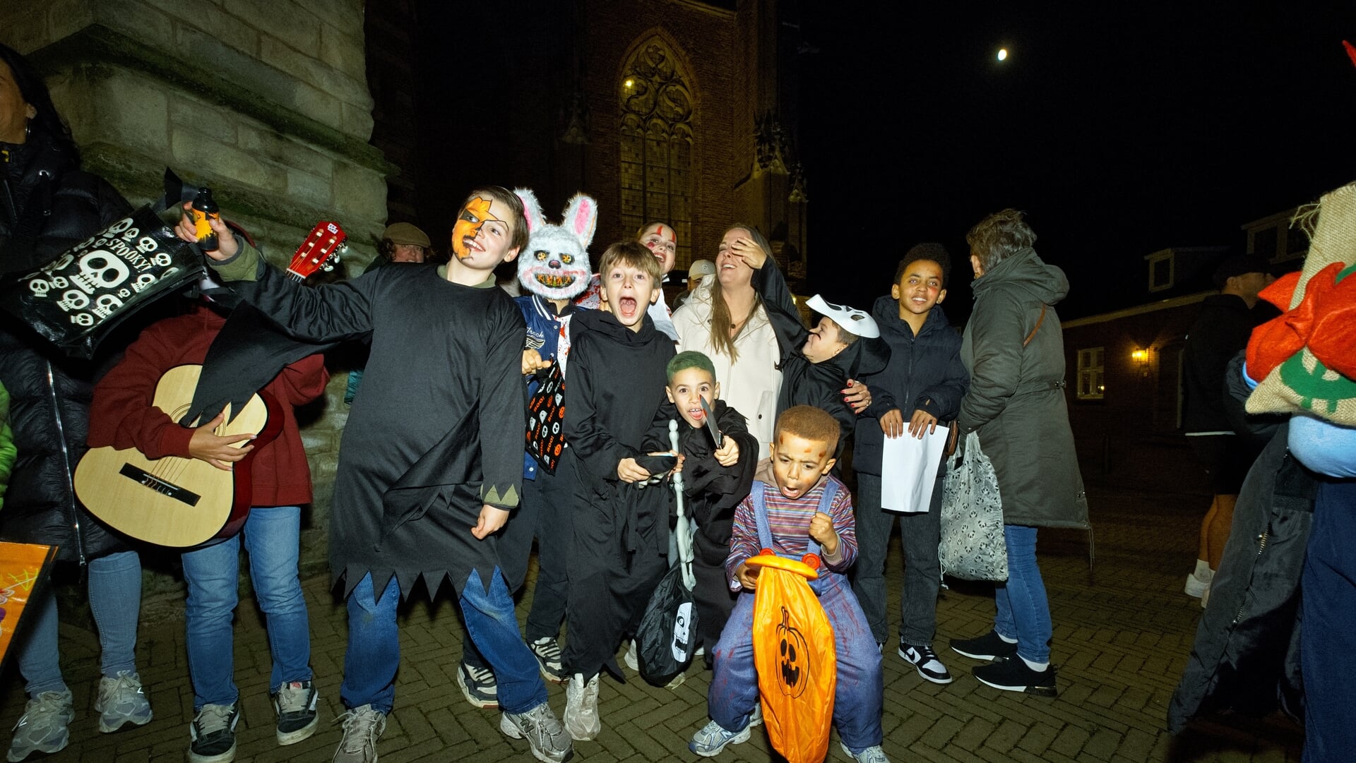 Halloween in Rhenen: Griezels, Lekkers en Veel Plezier