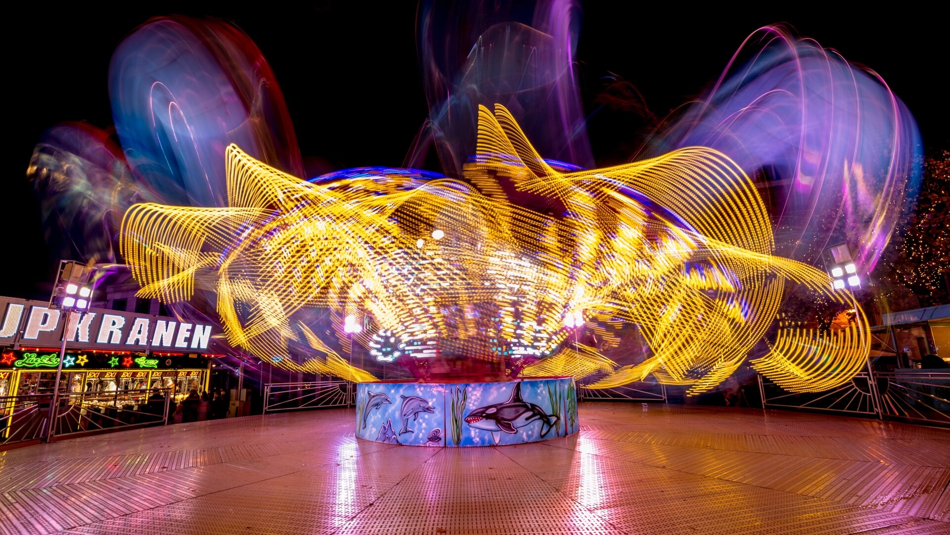 Spectaculaire Gorcumse kermisfoto