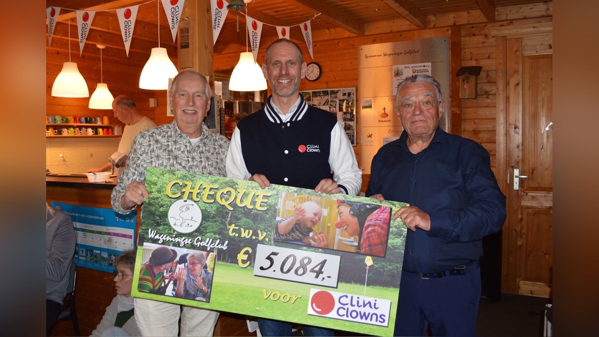 CliniClowns ontvangt ruim € 5000 van Wageningse Golfclub