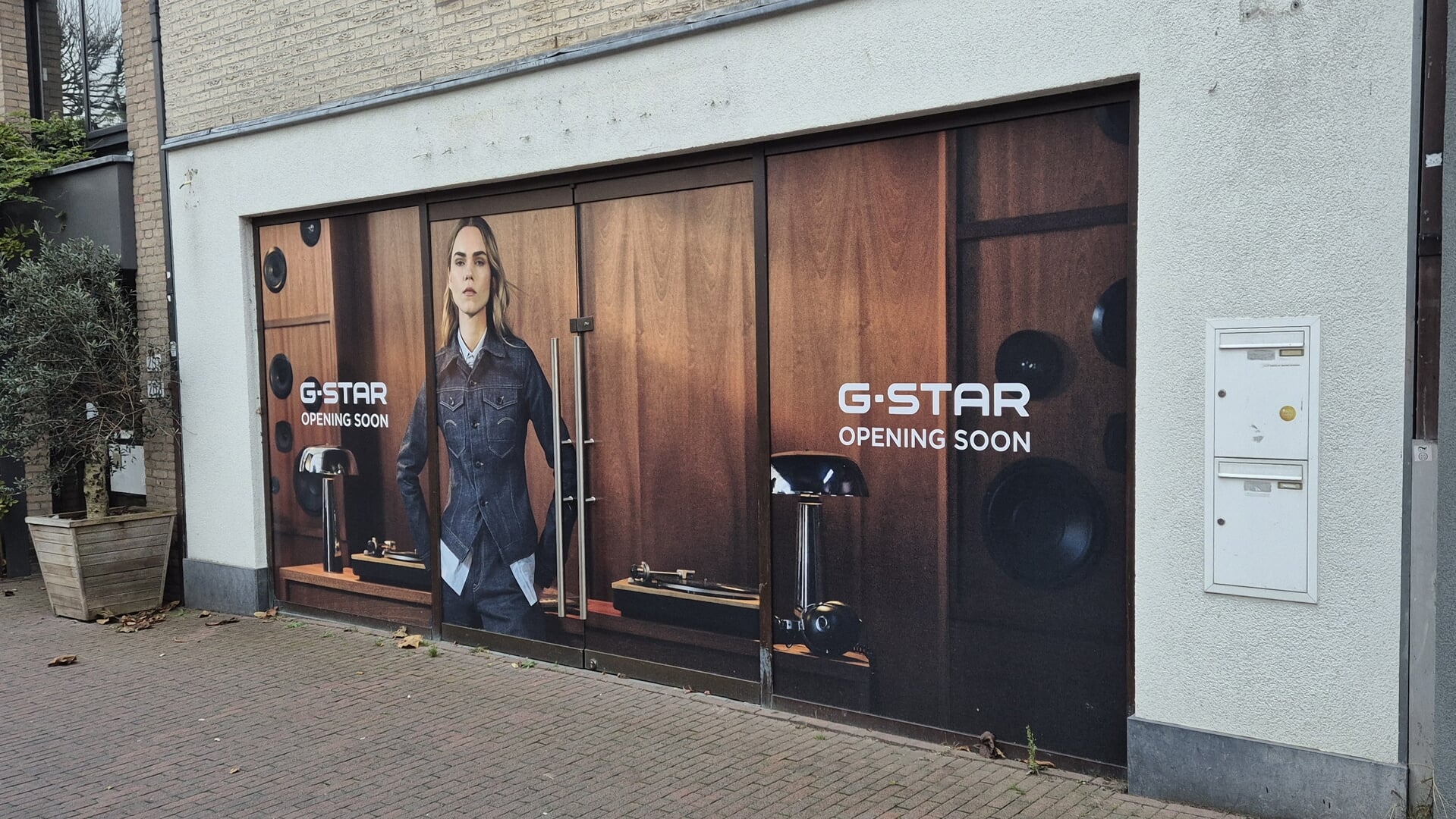 Kledingwinkel De Garage breidt uit in Zeist