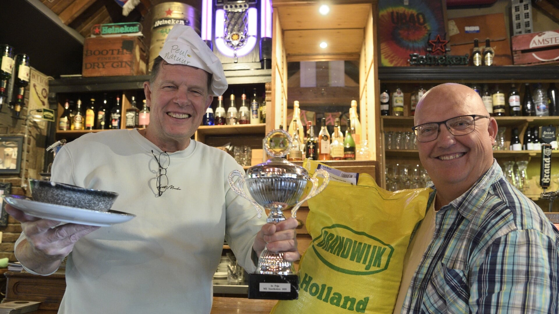 Honderden liters erwtensoep voor het goede doel: ‘Beetje sambal voor de pittigheid’