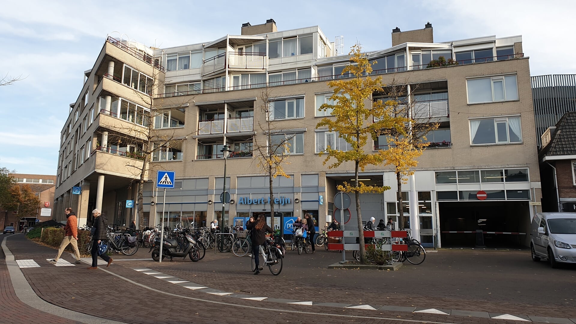 VVD probeert het nog eens: ,Winkels in Zeist op zondagmorgen open’