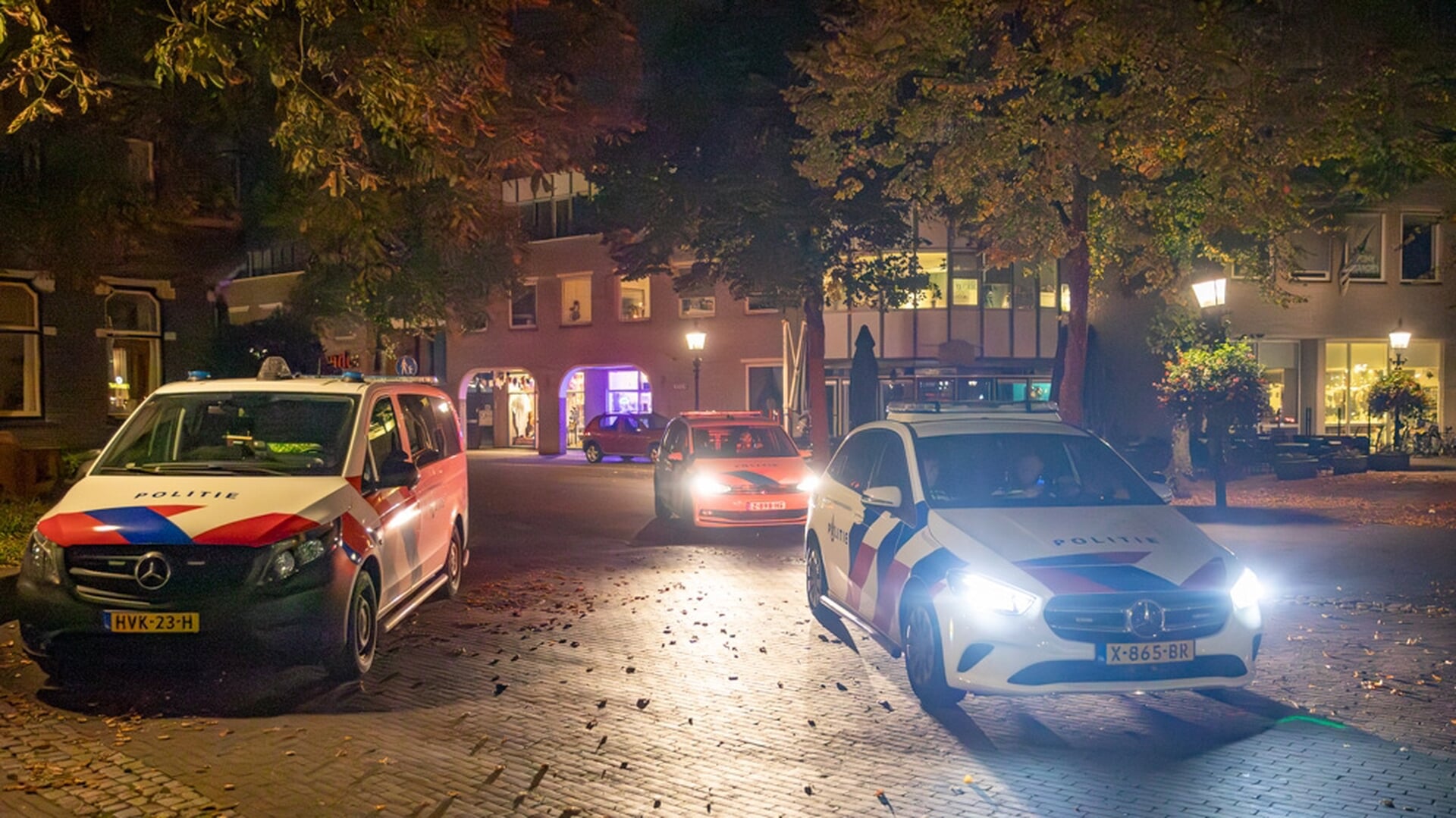 Behoorlijke vuurwerkvangst na aanhouding minderjarige jongen uit Baarn