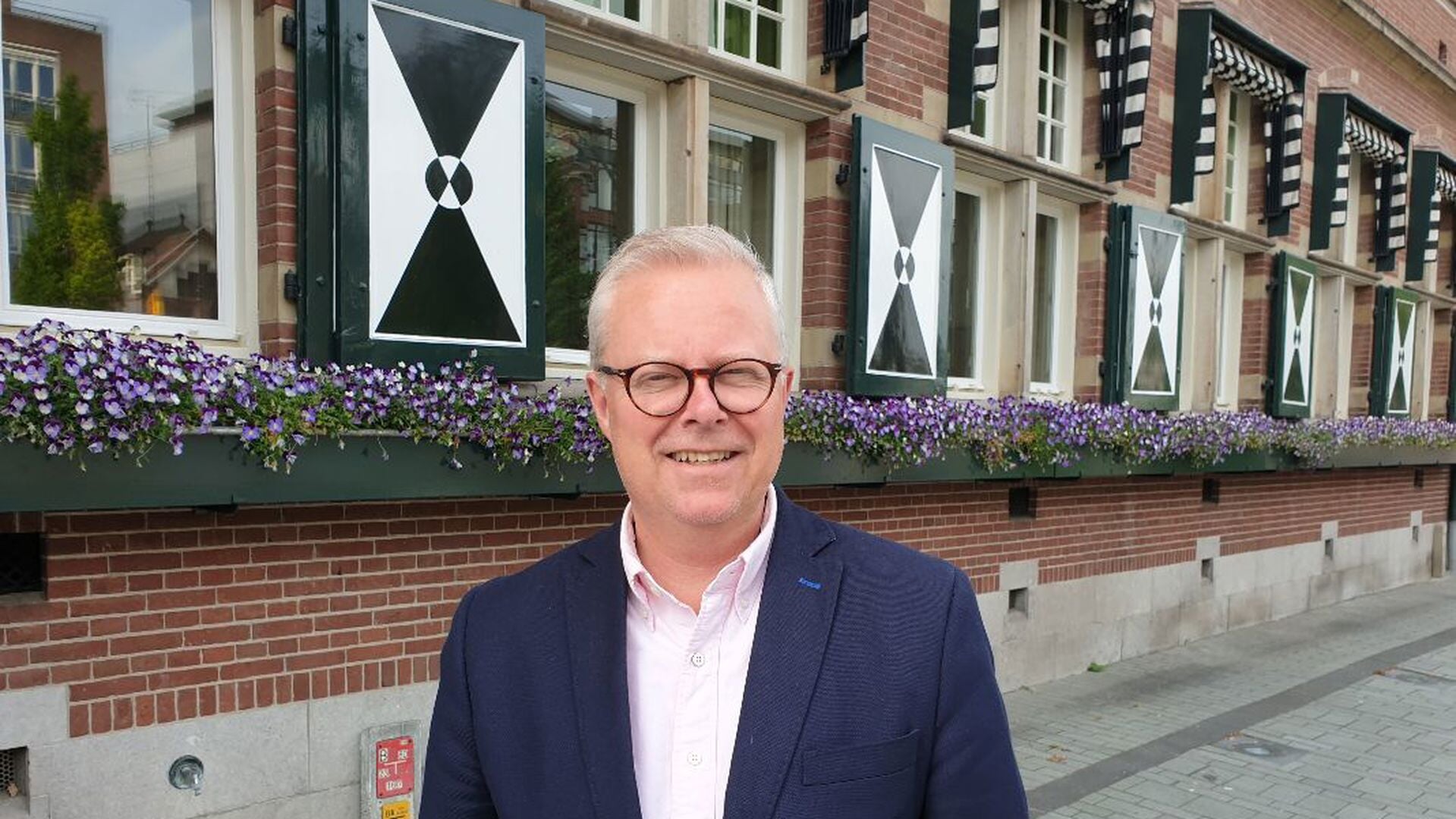 Oproep wethouder Van Dijk: ‘Blijf bij de feiten’