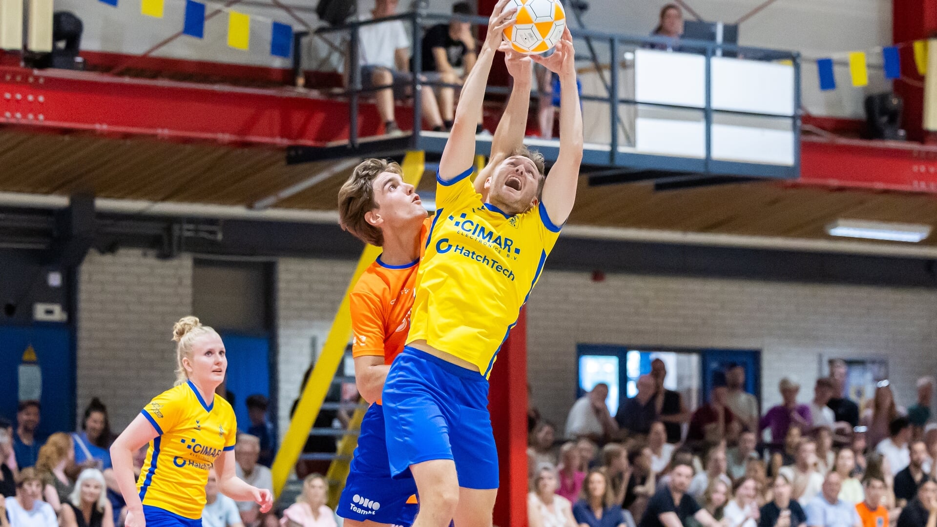 SKF verliest eerste zaalwedstrijd