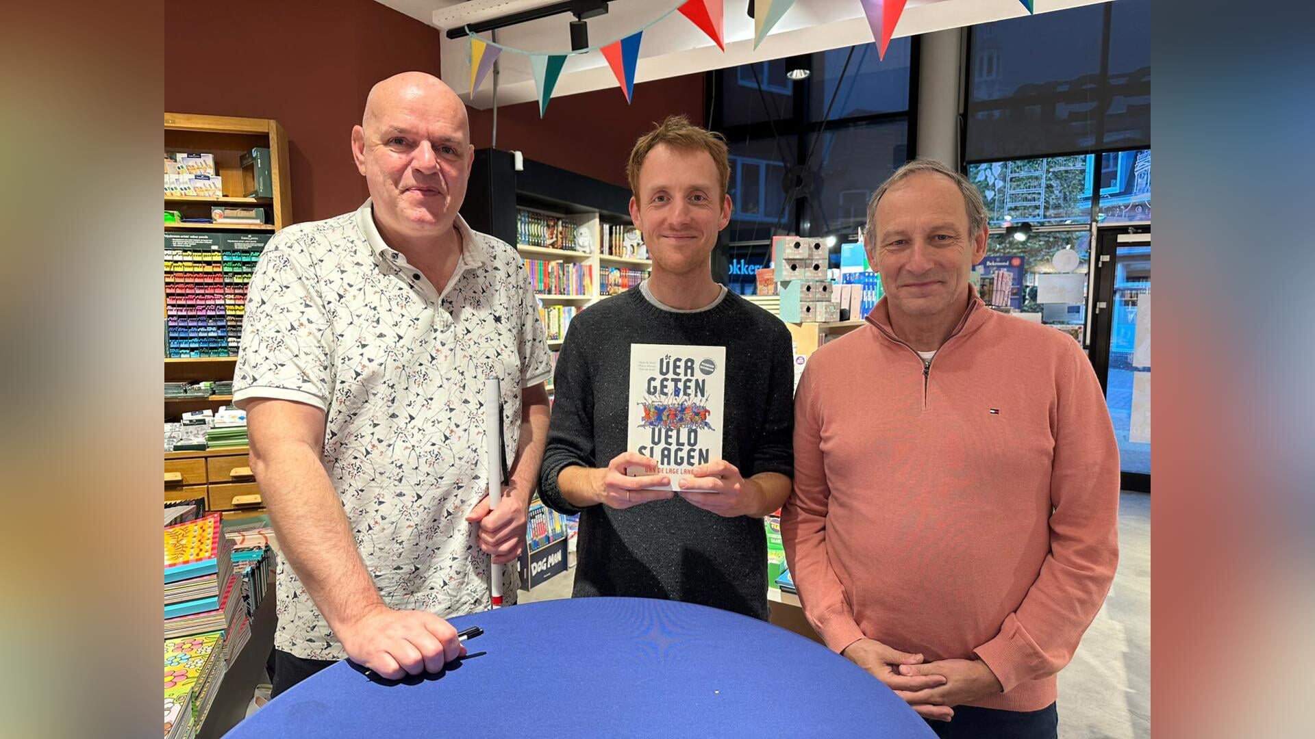 Mart en Tom de Kruif presenteren boek in Boekhandel Roodbeen Nijkerk