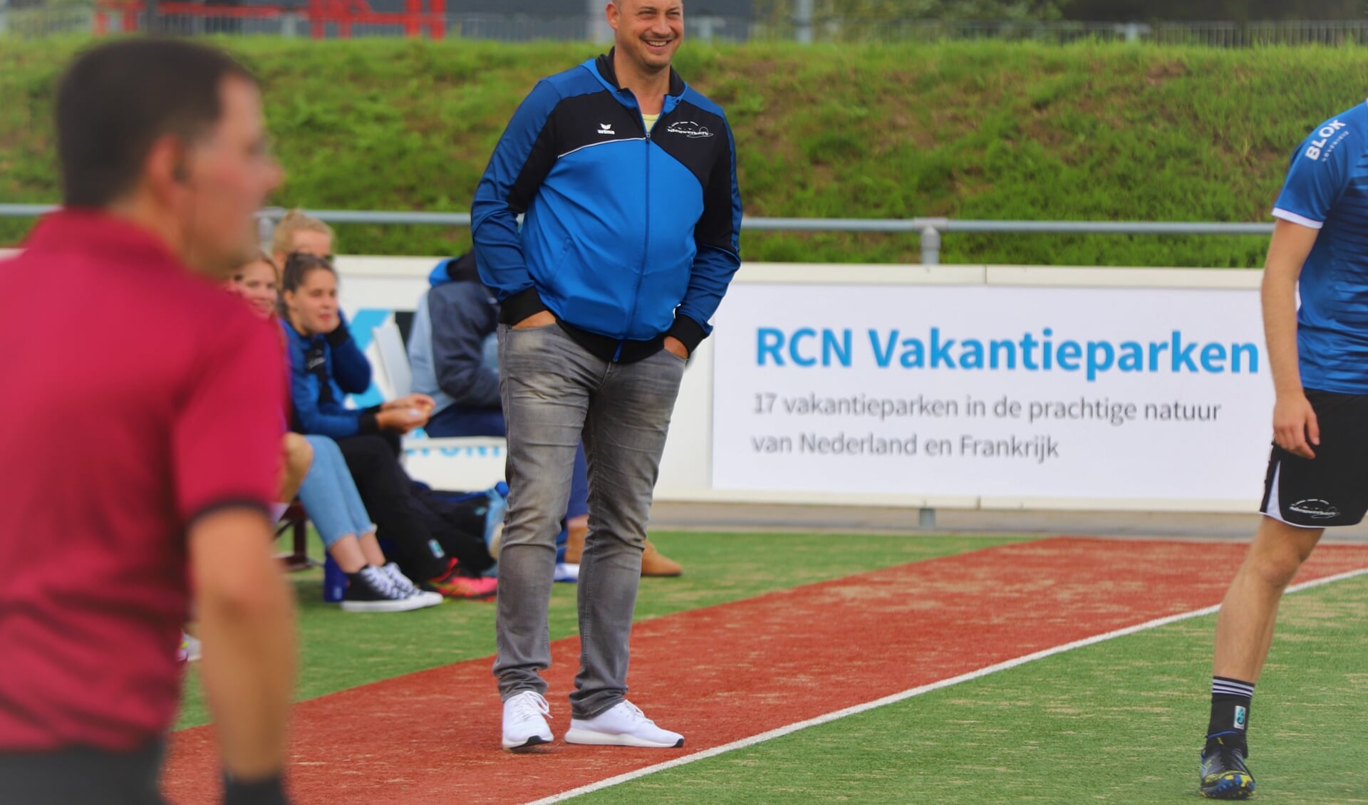 Leon Simons wil met CKV Nieuwerkerk korfbalwalhalla bereiken - Al het ...