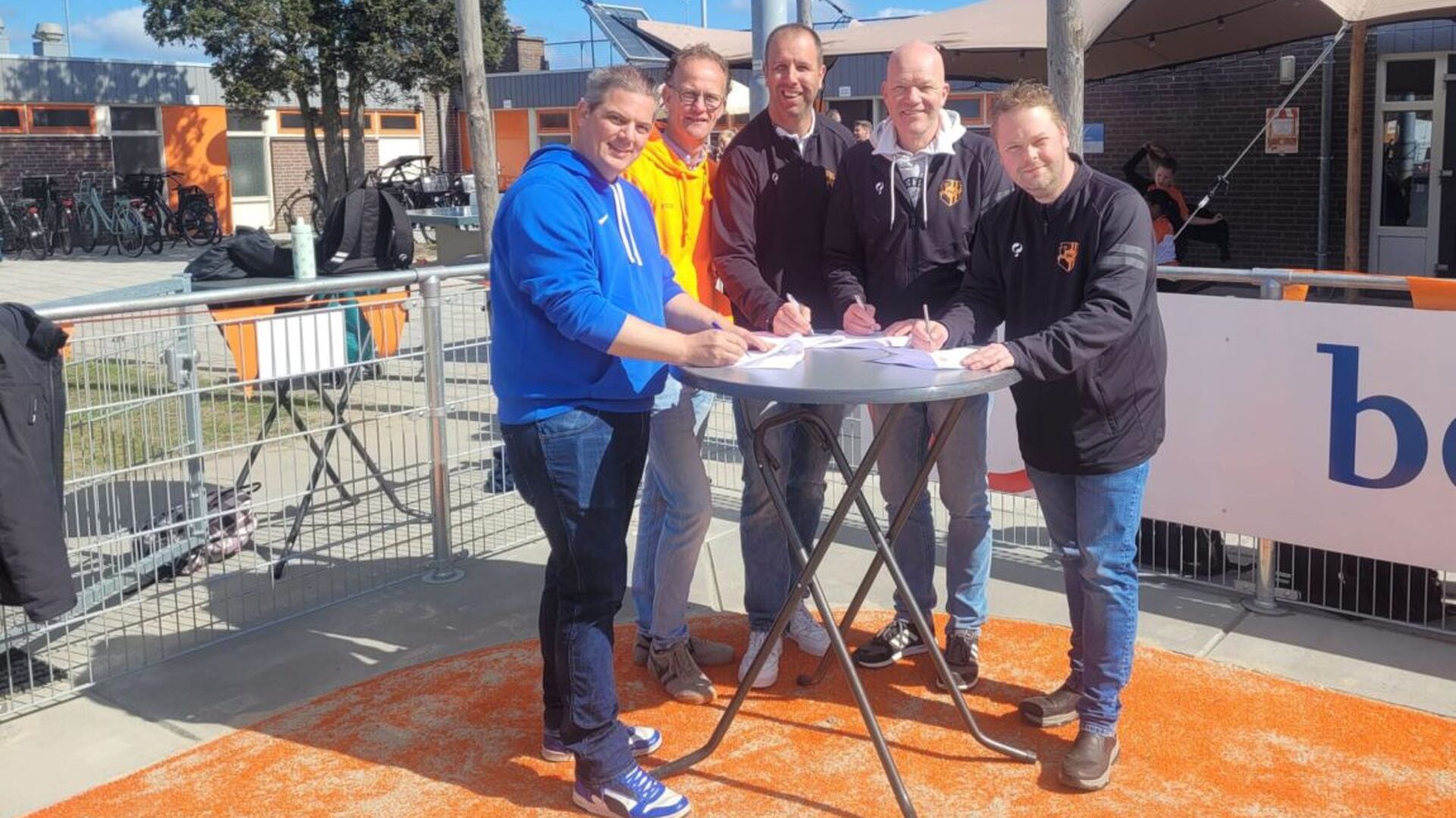 Nieuwe gezichten bij selectie korfbalvereniging Weidevogels