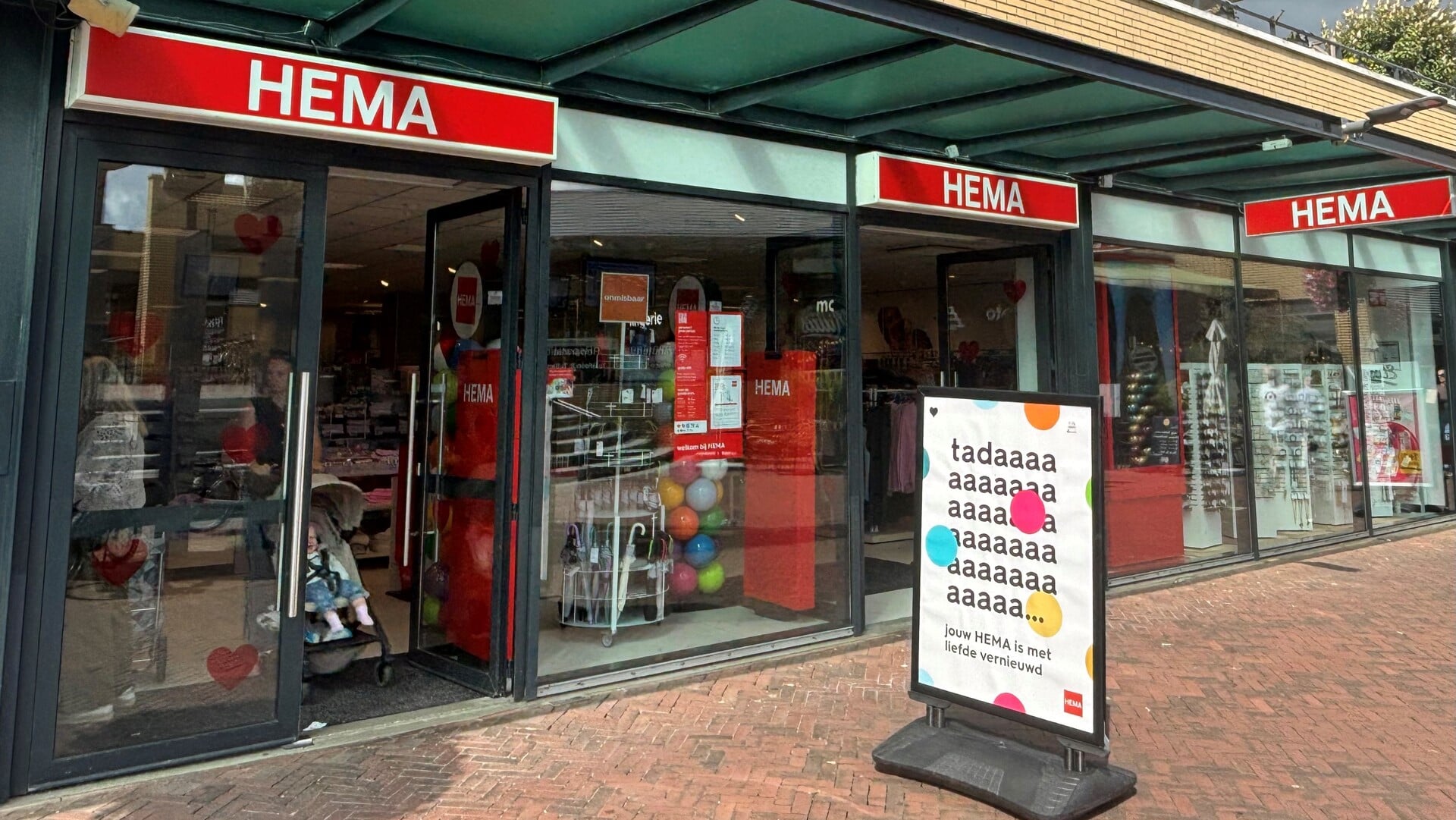 Vernieuwde HEMA Berkel en Rodenrijs weer open