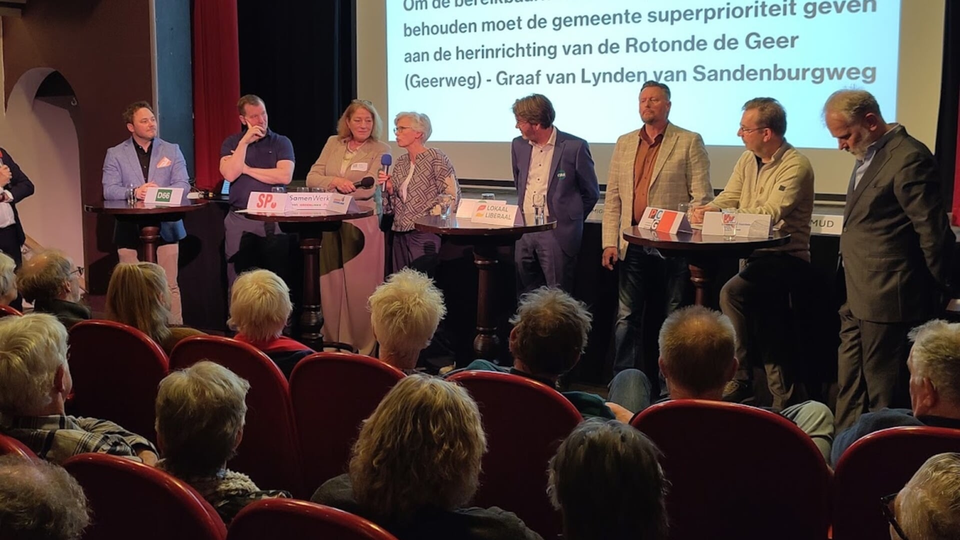 Druk bezocht verkiezingsdebat Calypso; gemeente platzak en wat doet dat met idealen?