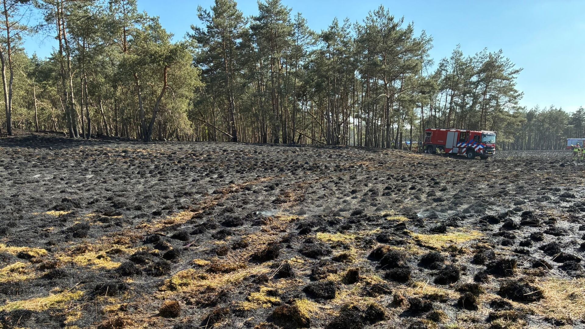 Weer-een-heidebrand-in-Ede--maar-burgemeester-Verhulst-terughoudend-over-rol-Defensie