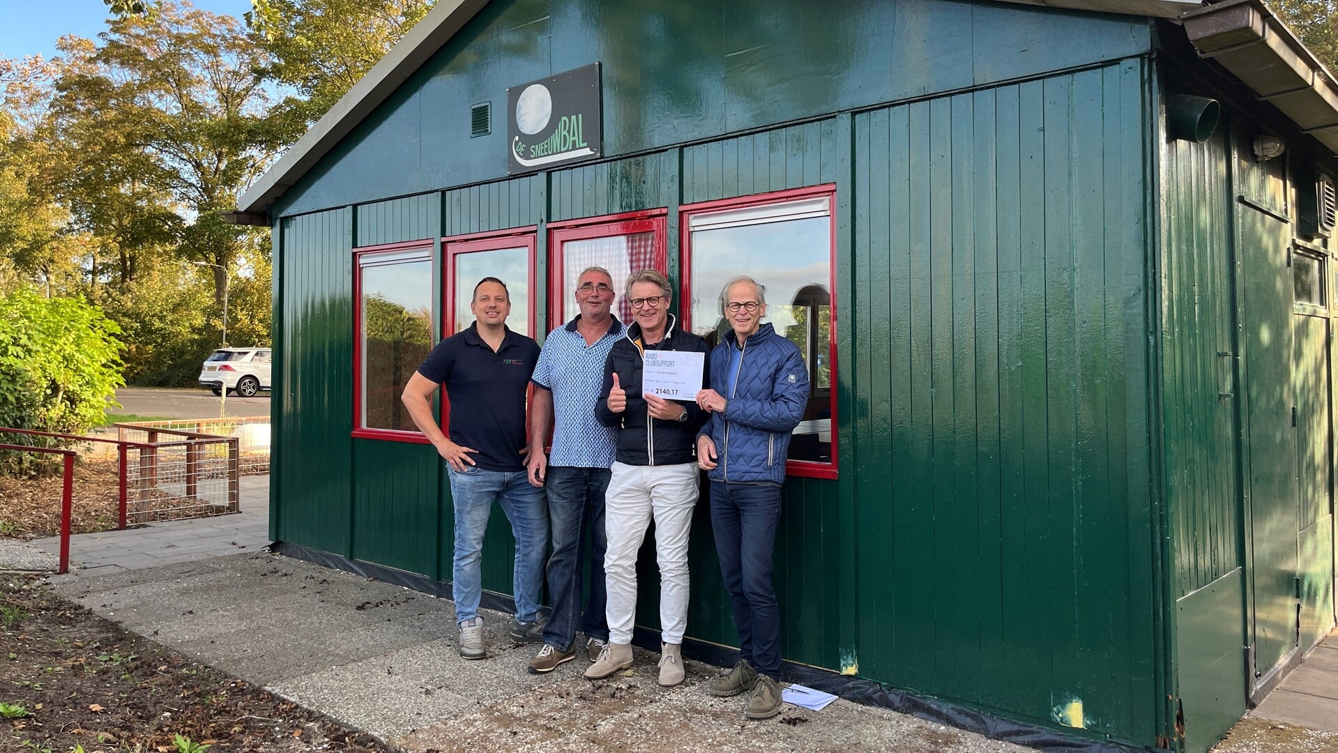 Cheque voor IJsclub Bleiswijk