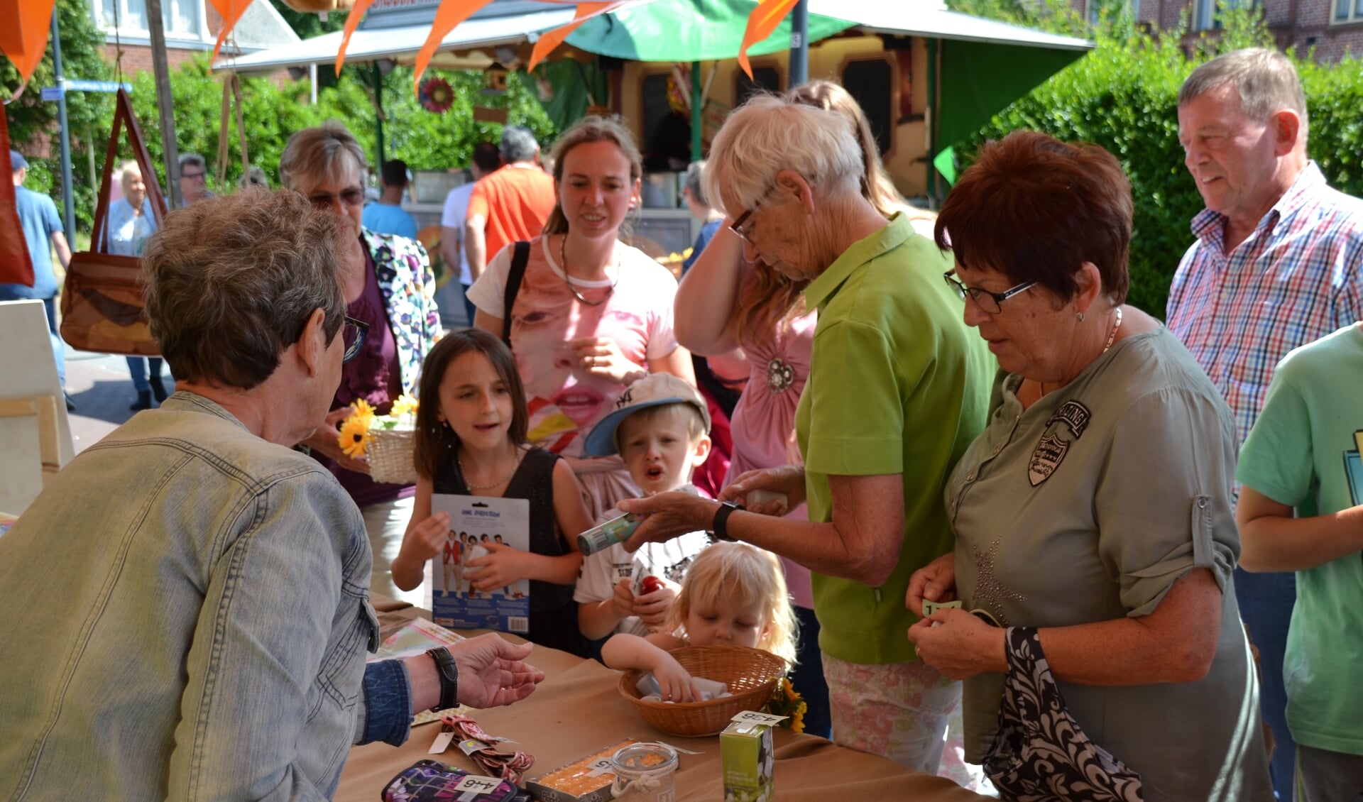Pinksterweekend in Lepelstraat