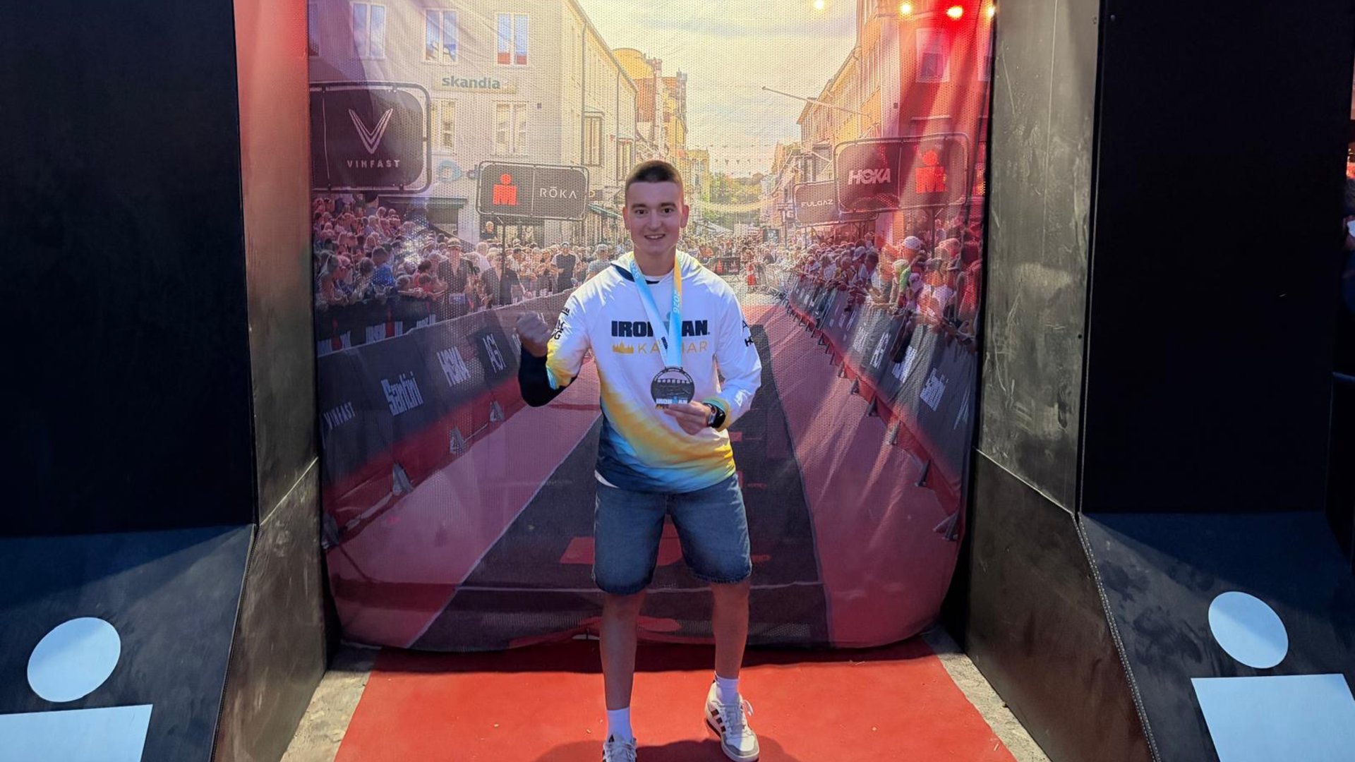 Woudenberger-Tom-van-Eijk-voltooit-loodzware-Ironman---Je-hebt-maar---n-doel--de-finish-halen-