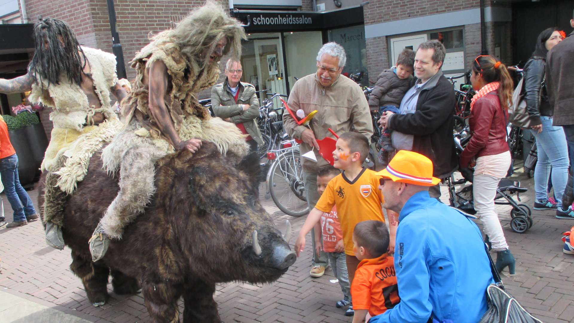 Wildgroei--brengt-de-sfeer-van-de-herfst-en-het-buitenleven--activiteiten--workshops--kunst-en-cultuur