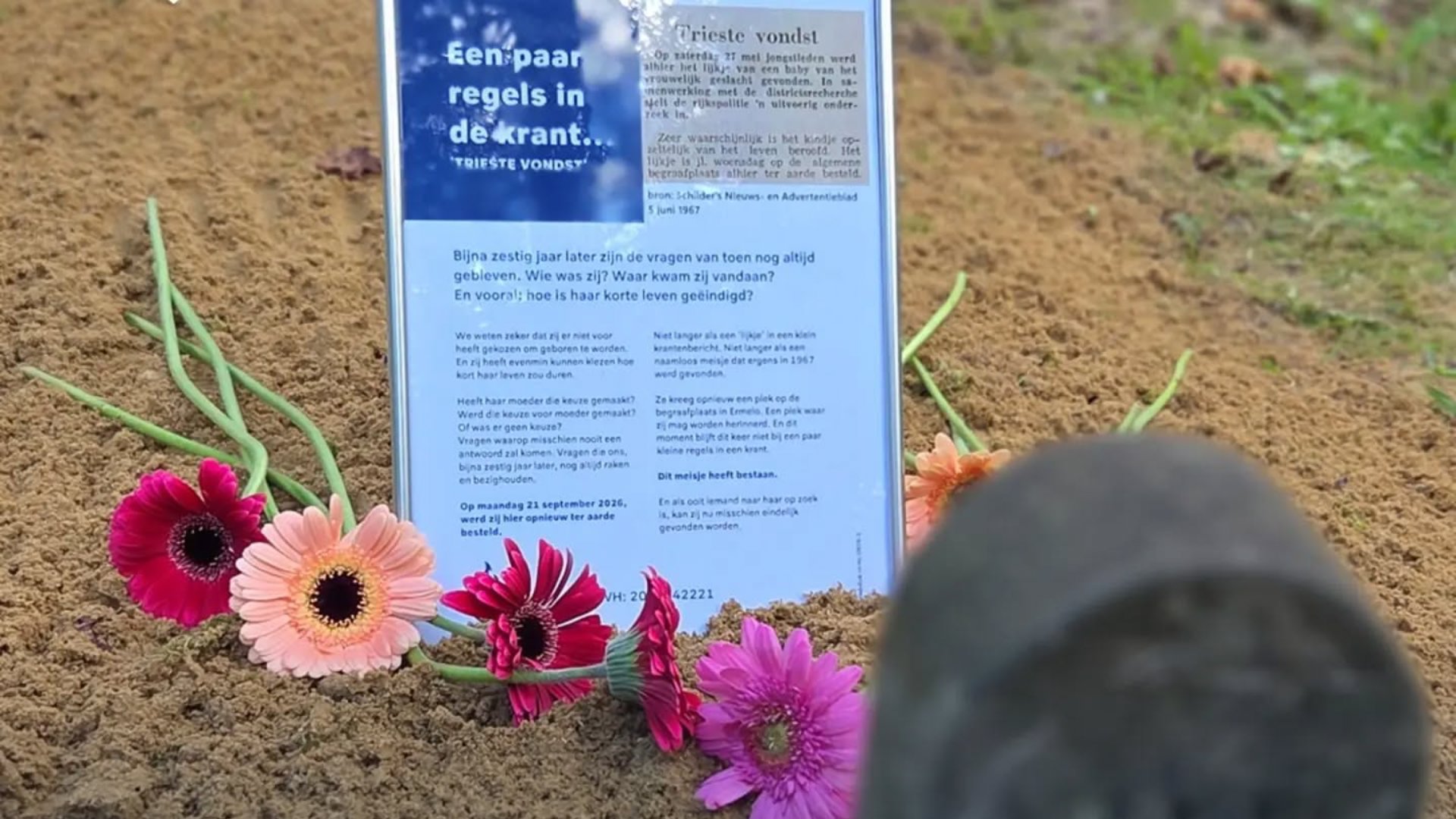 Herbegrafenis-van-onbekende-baby---Een-meisje-dat-opnieuw-een-plek-kreeg-in-Ermelo-waar-zij-herinnerd-mag-worden-