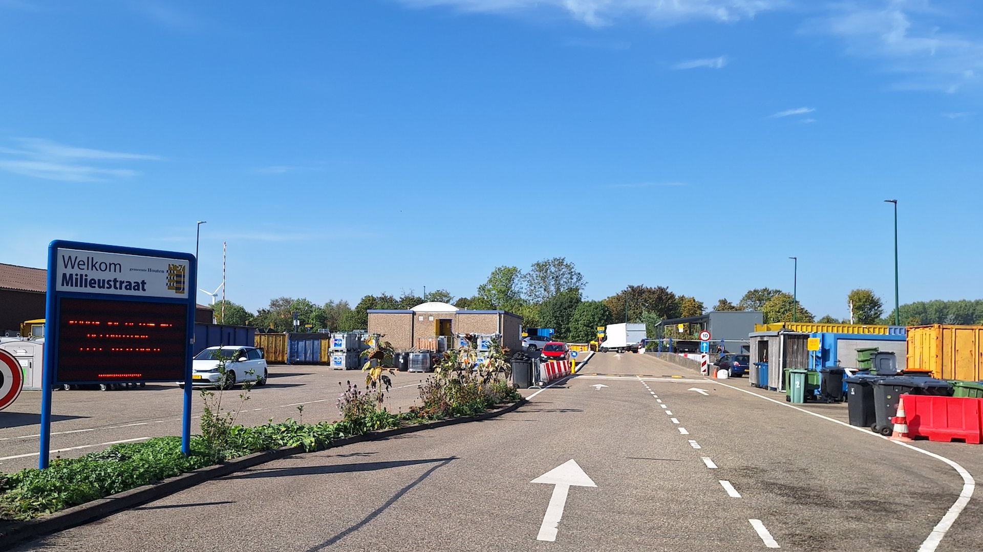 RMN neemt per 1 januari de afvalinzameling over, de milieustraat komt ...