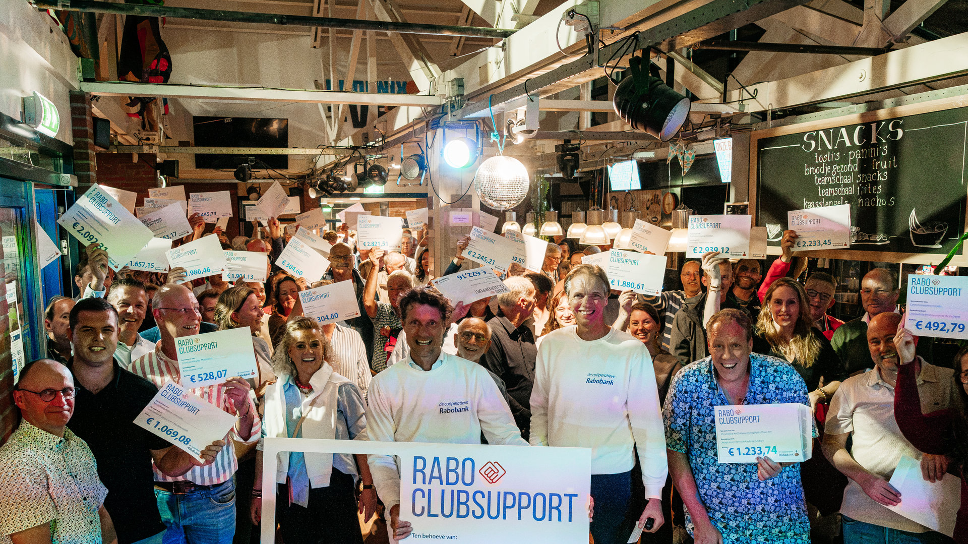 Rabobank-leden geven clubs in Rijn en Heuvelrug samen 245.000 euro ...