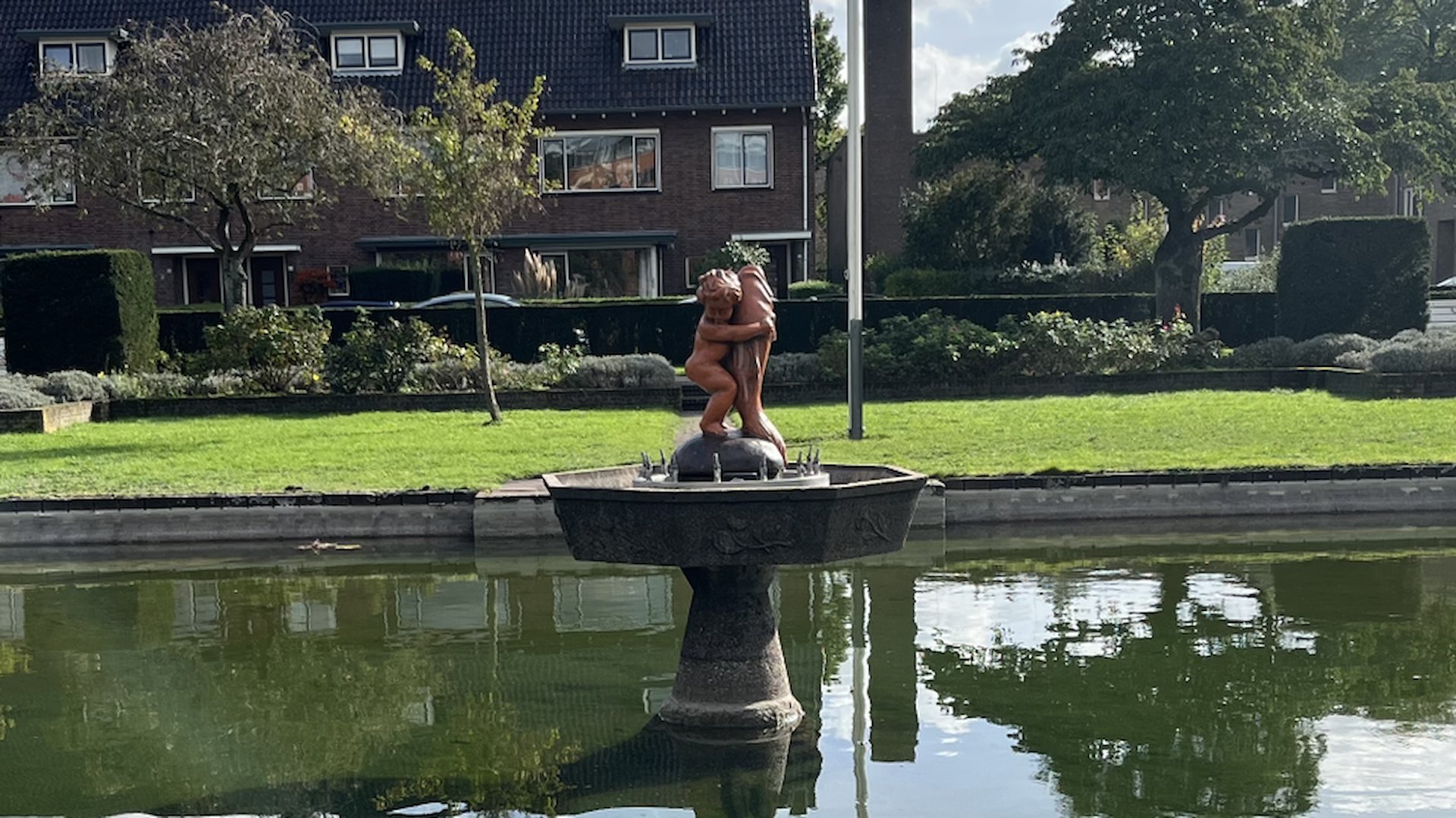 Al 90 jaar kunst aan de Bethaniëvijver