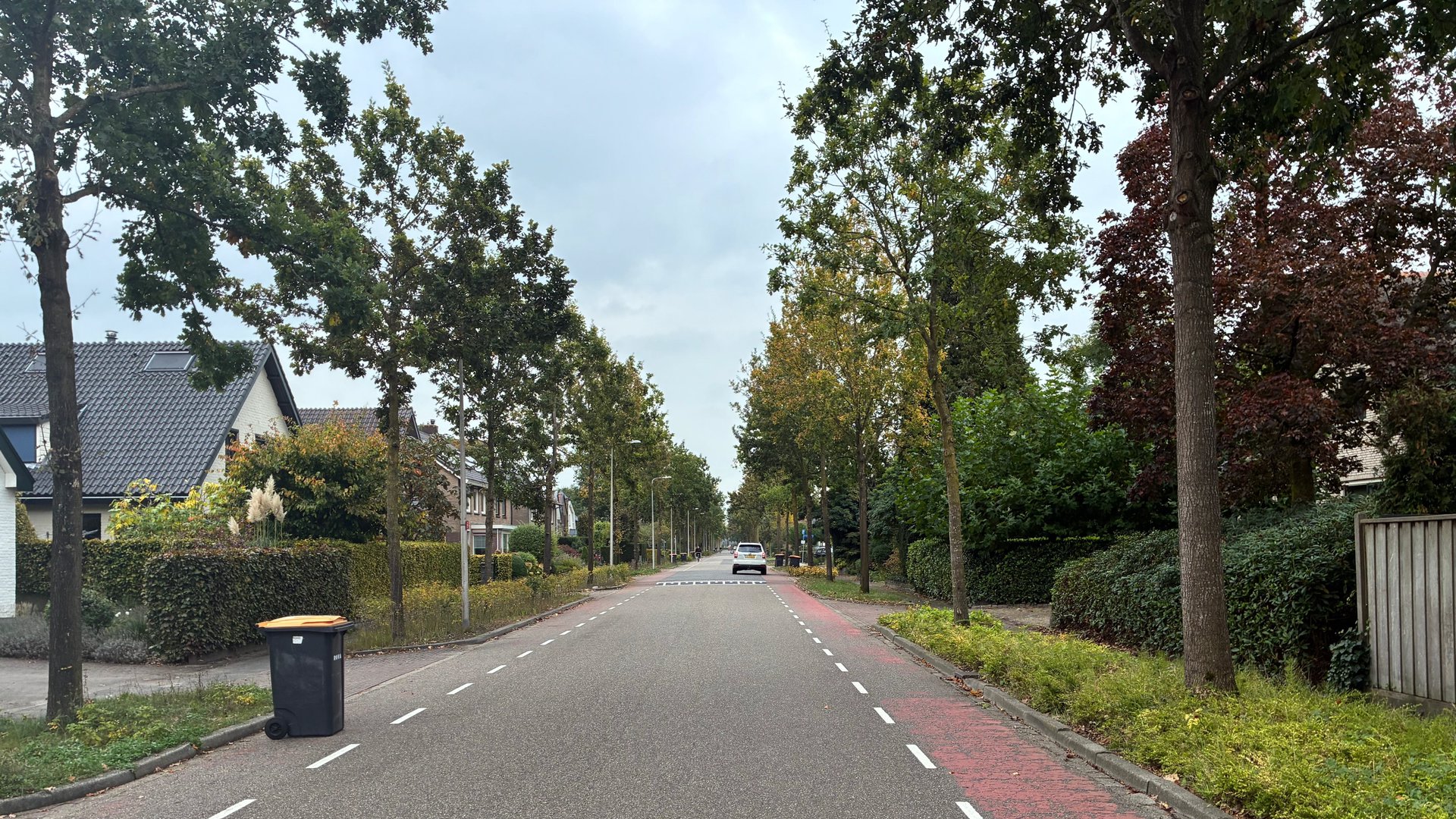‘Kwestie van tijd voor het een keer fout gaat’; Bewoners Stationsweg-West op de bres tegen hardrijde