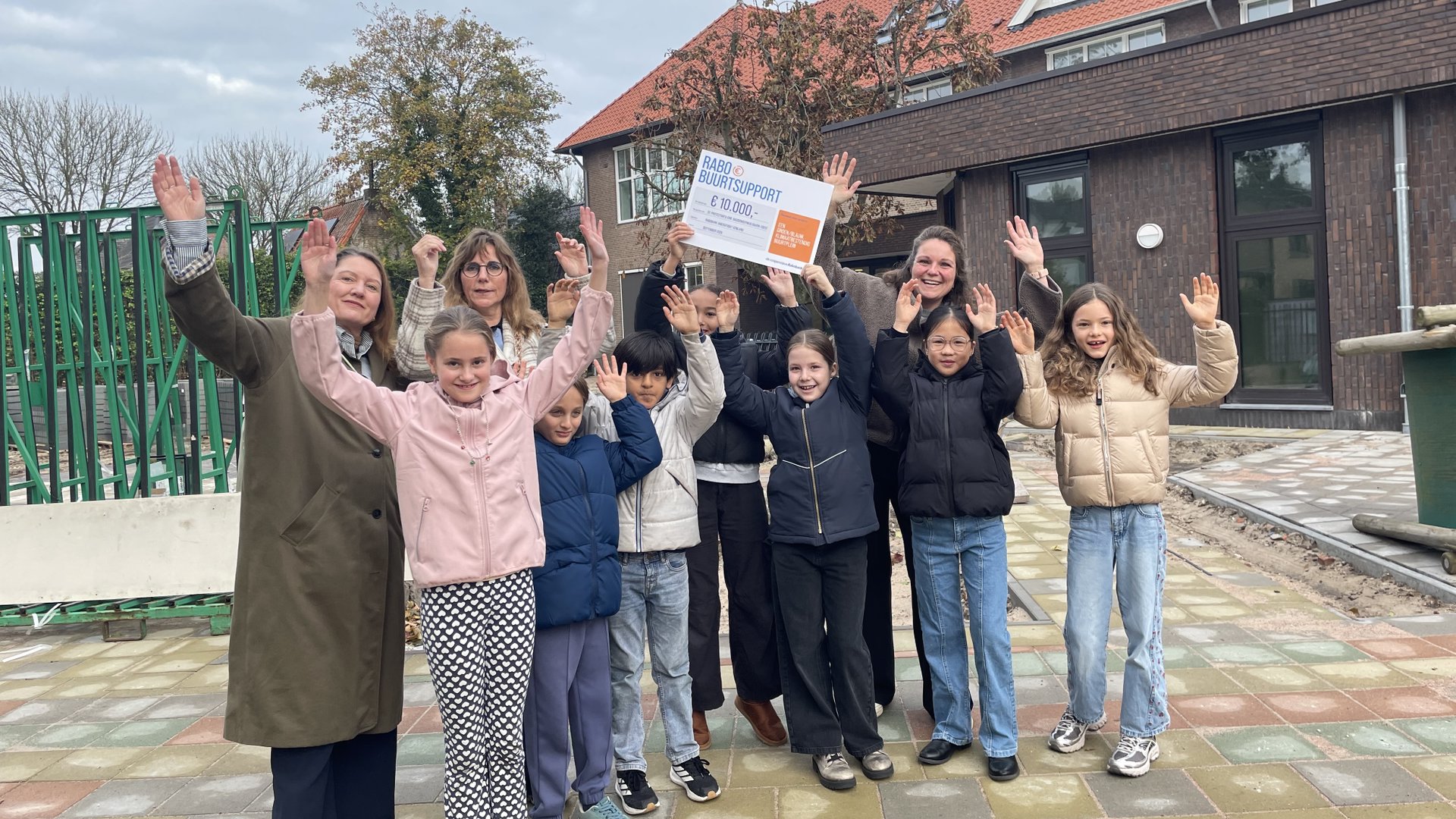 Tienduizend euro voor schoolplein KWS: volgende week oplevering van vernieuwbouw