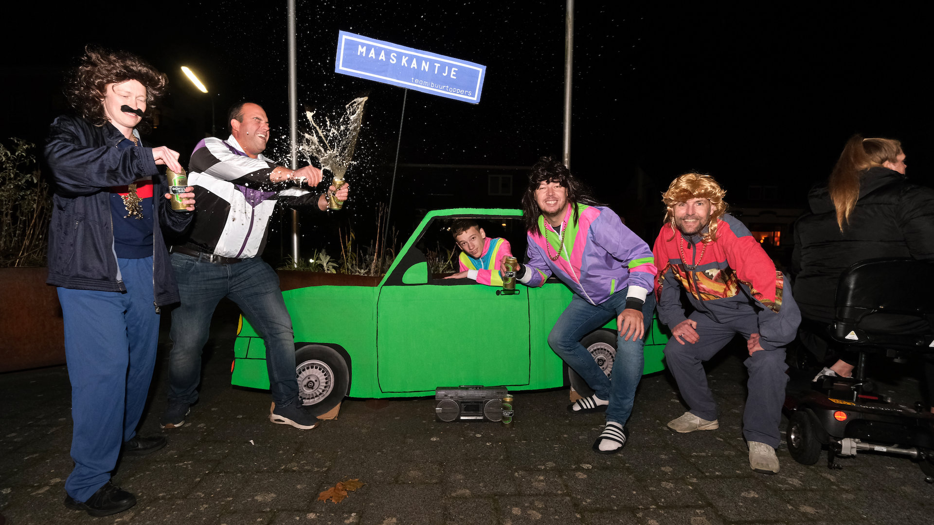 Honderden deelnemers gaan de strijd met elkaar aan tijdens Stadsquiz Rhenen