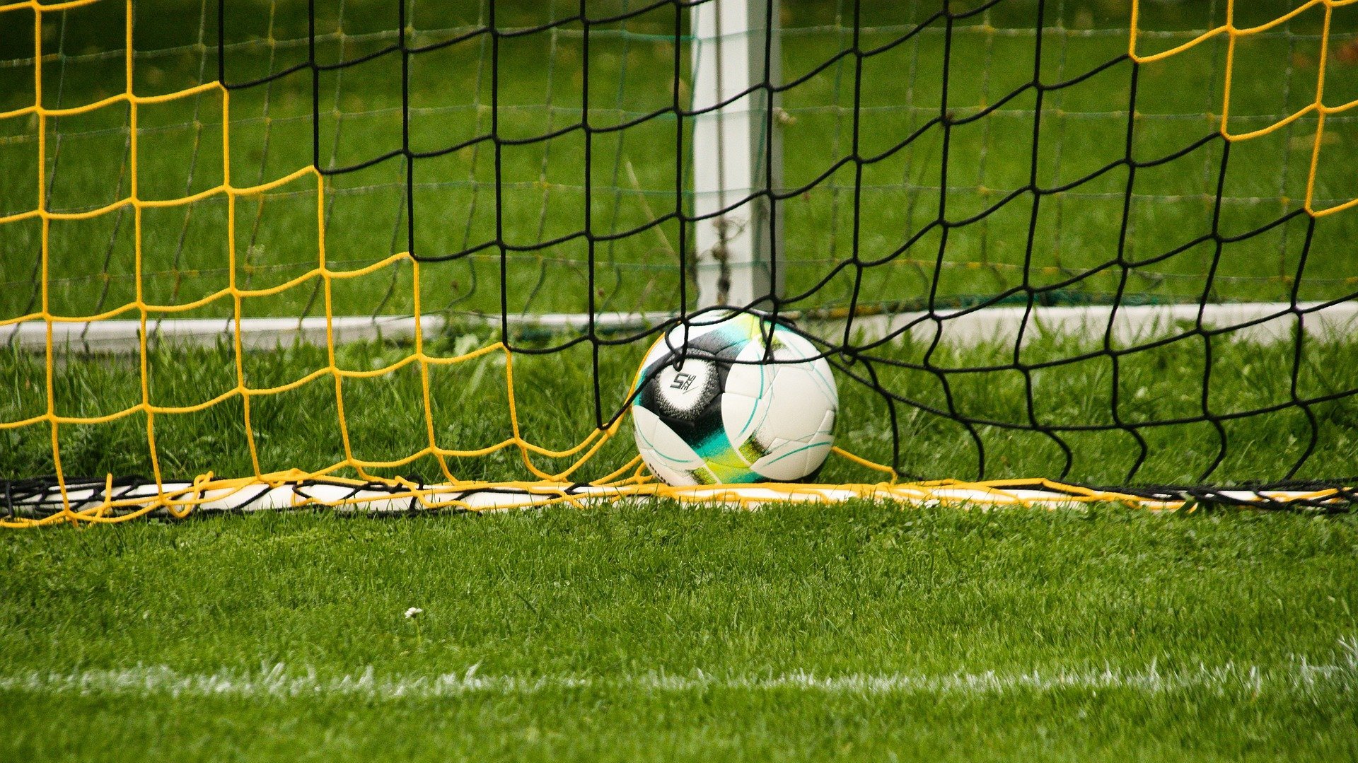 Uitslagen regiovoetbalclubs: Sleeuwijk verslaat Arkel in direct duel