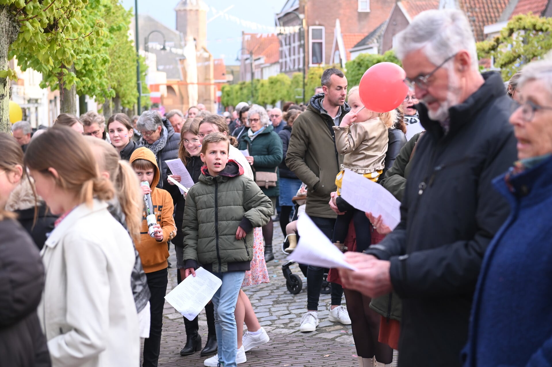 Feestjaar In Stavenisse Geopend Met Volksliederen - Al Het Nieuws Uit ...