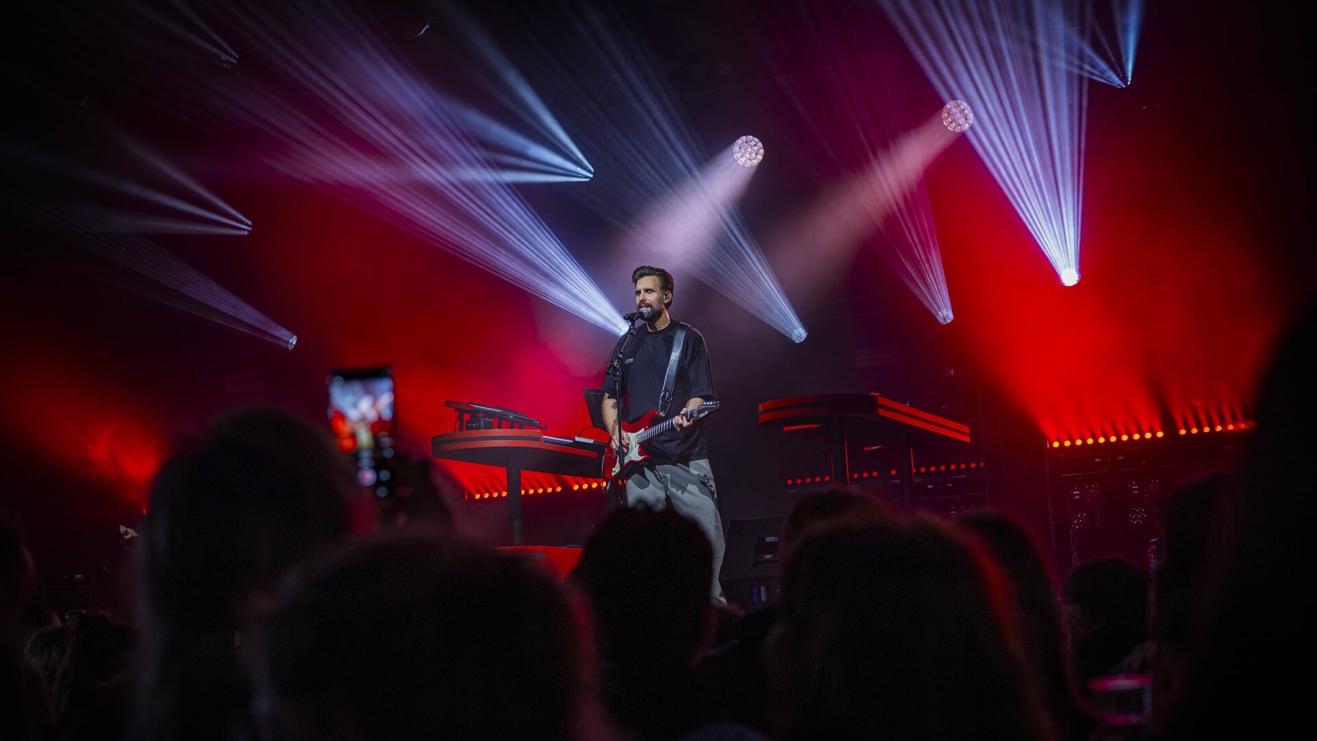 Beats, decibels en gillende keeltjes in Graauw en Hulst