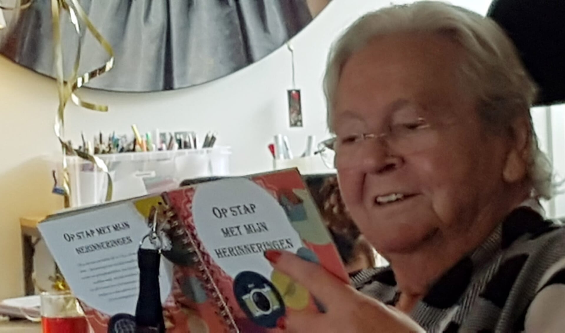 Mee op stap introduceert invulboek ‘Op stap met mijn herinneringen ...
