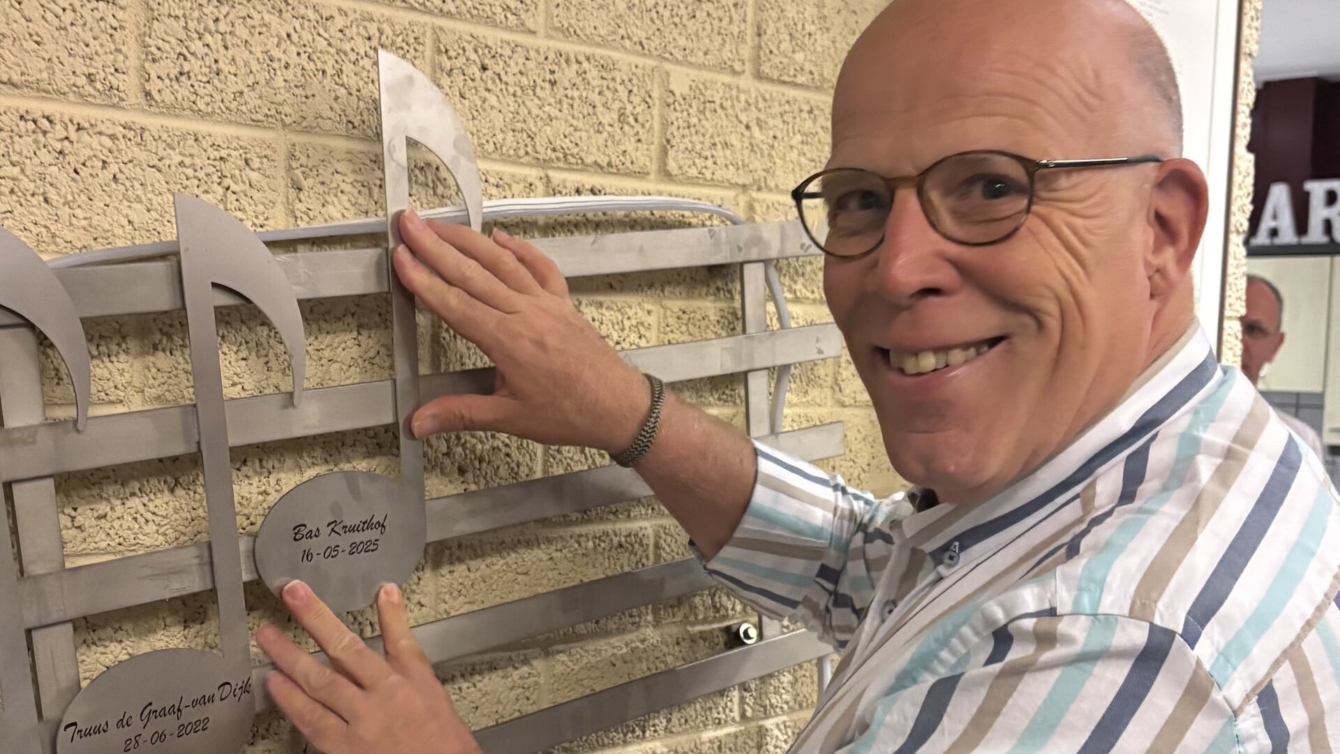 Bas Kruithof 50 jaar klarinettist bij Prinses Juliana
