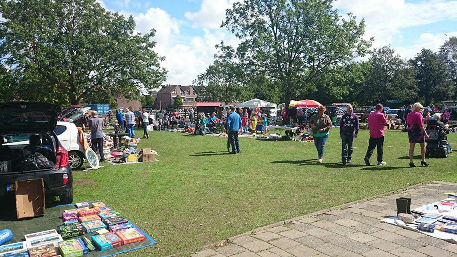 Kofferbak & kleedjesmarkt bij de kinderboerderij