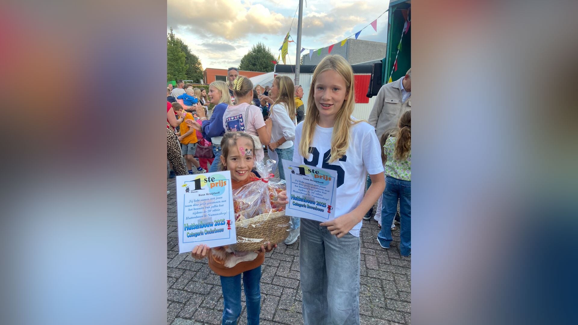 Huttenbouw in Numansdorp als afsluiting zomervakantie