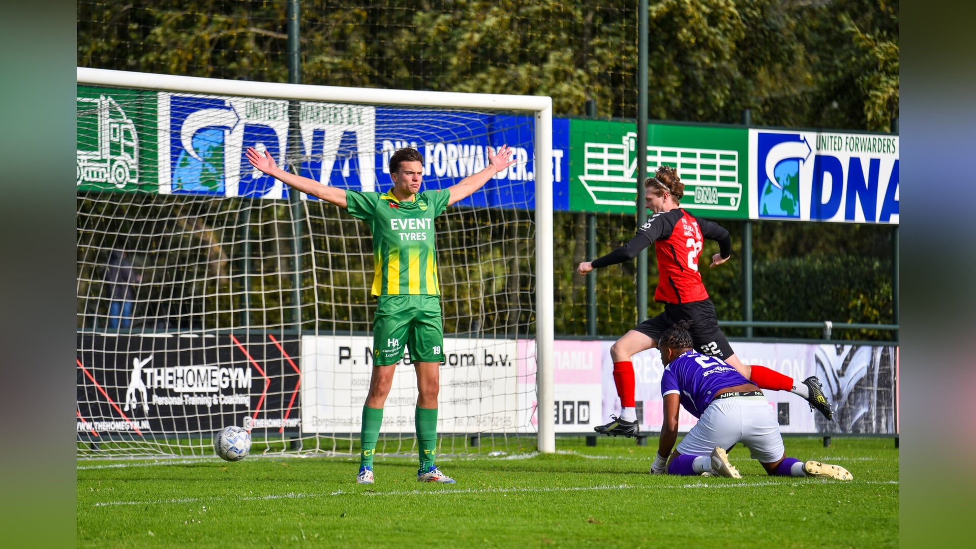 FC Binnenmaas wint van DCV