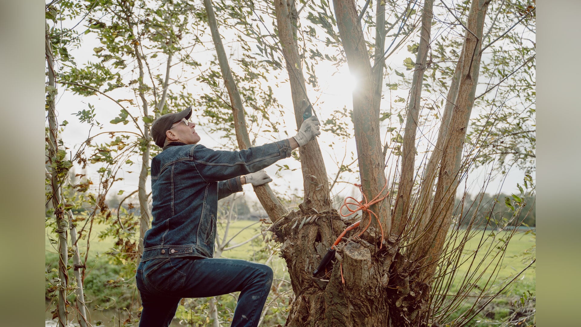 Handen uit de mouwen in de Bakenvallei op Natuurwerkdag