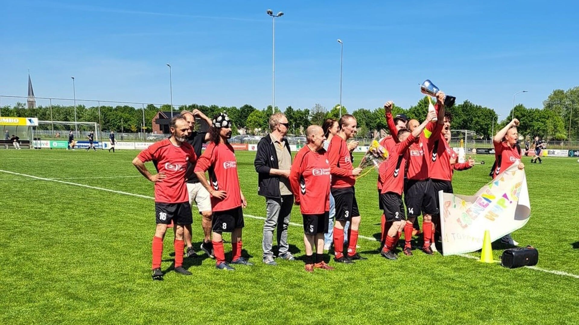 G1 senioren Loenermark winnen onderlinge competitie