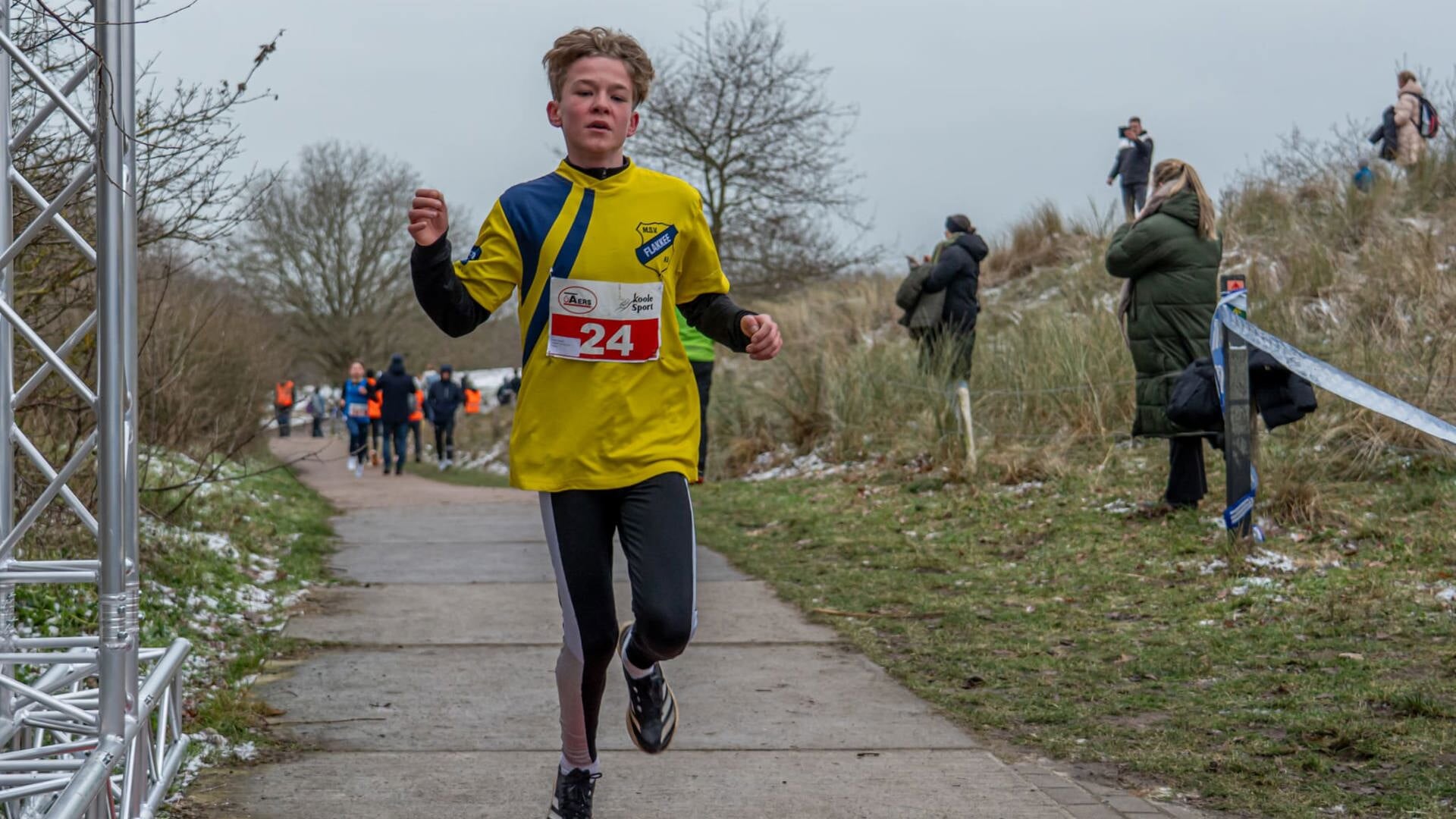 Merlijn Witvliet overtuigend winnaar in crosscompetitie - Adverteren ...