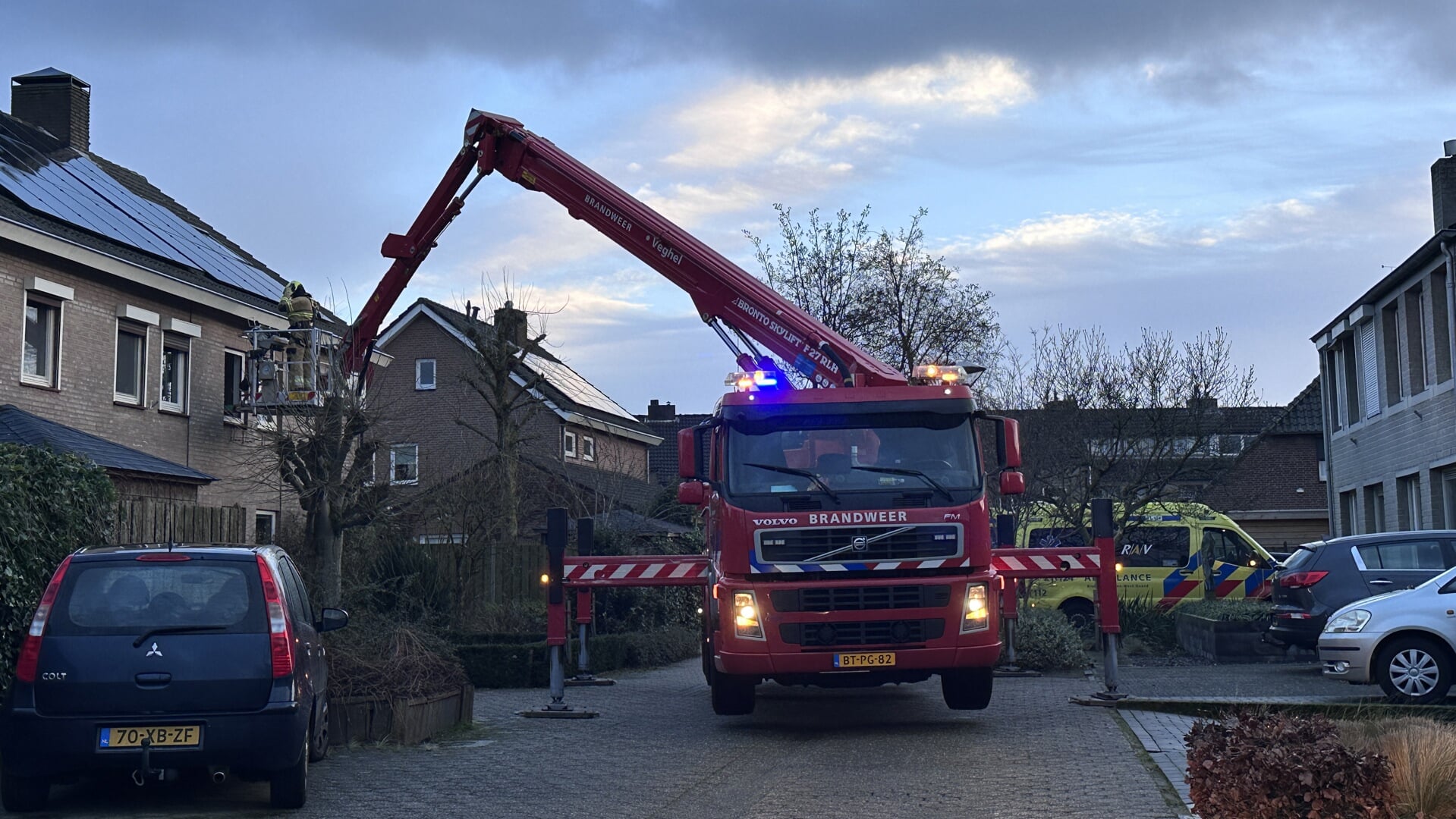 Veghelse Brandweer Opgeroepen Voor Medisch Incident Aan Venkellaar ...