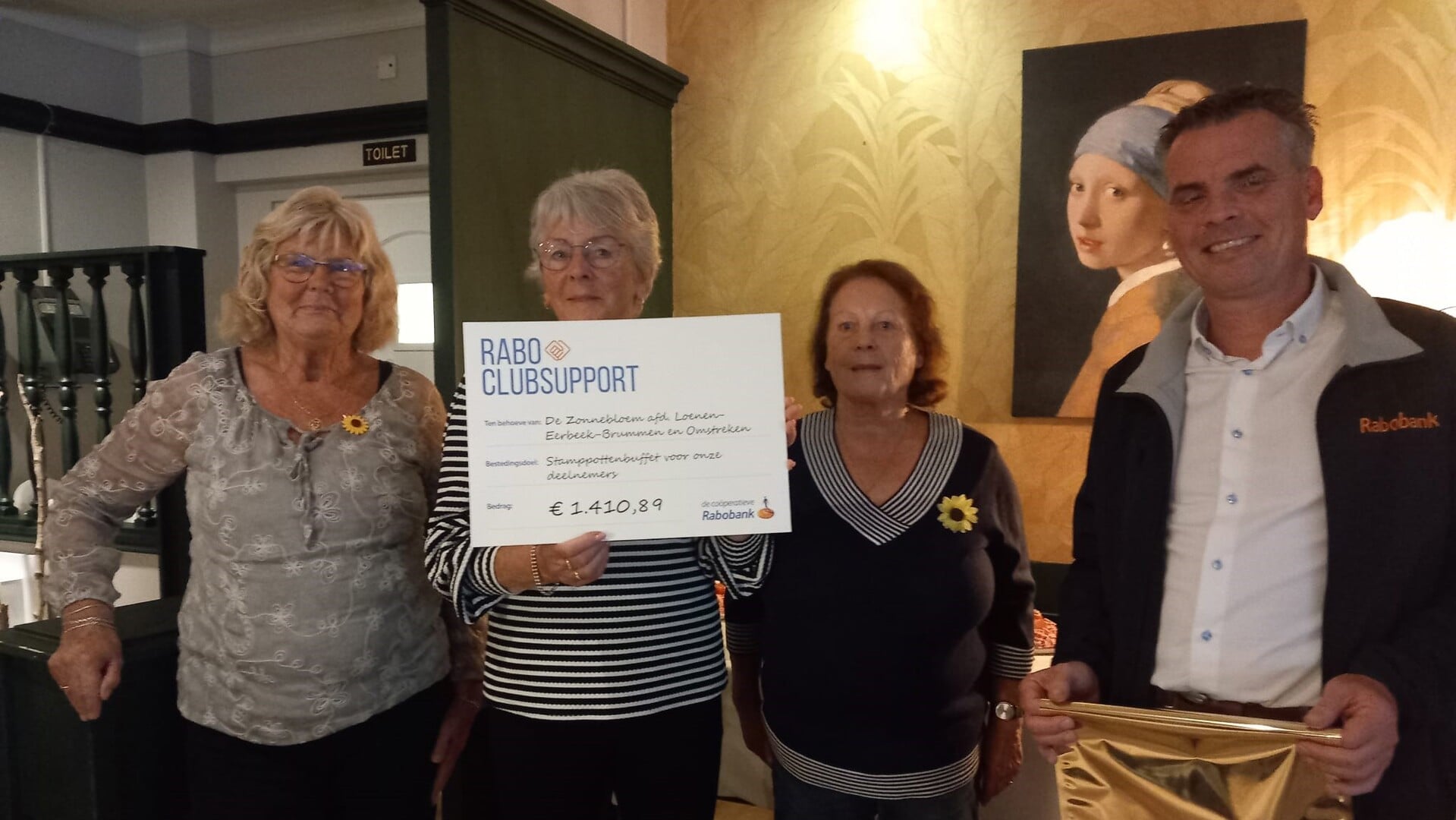 De Zonnebloem blij met cheque