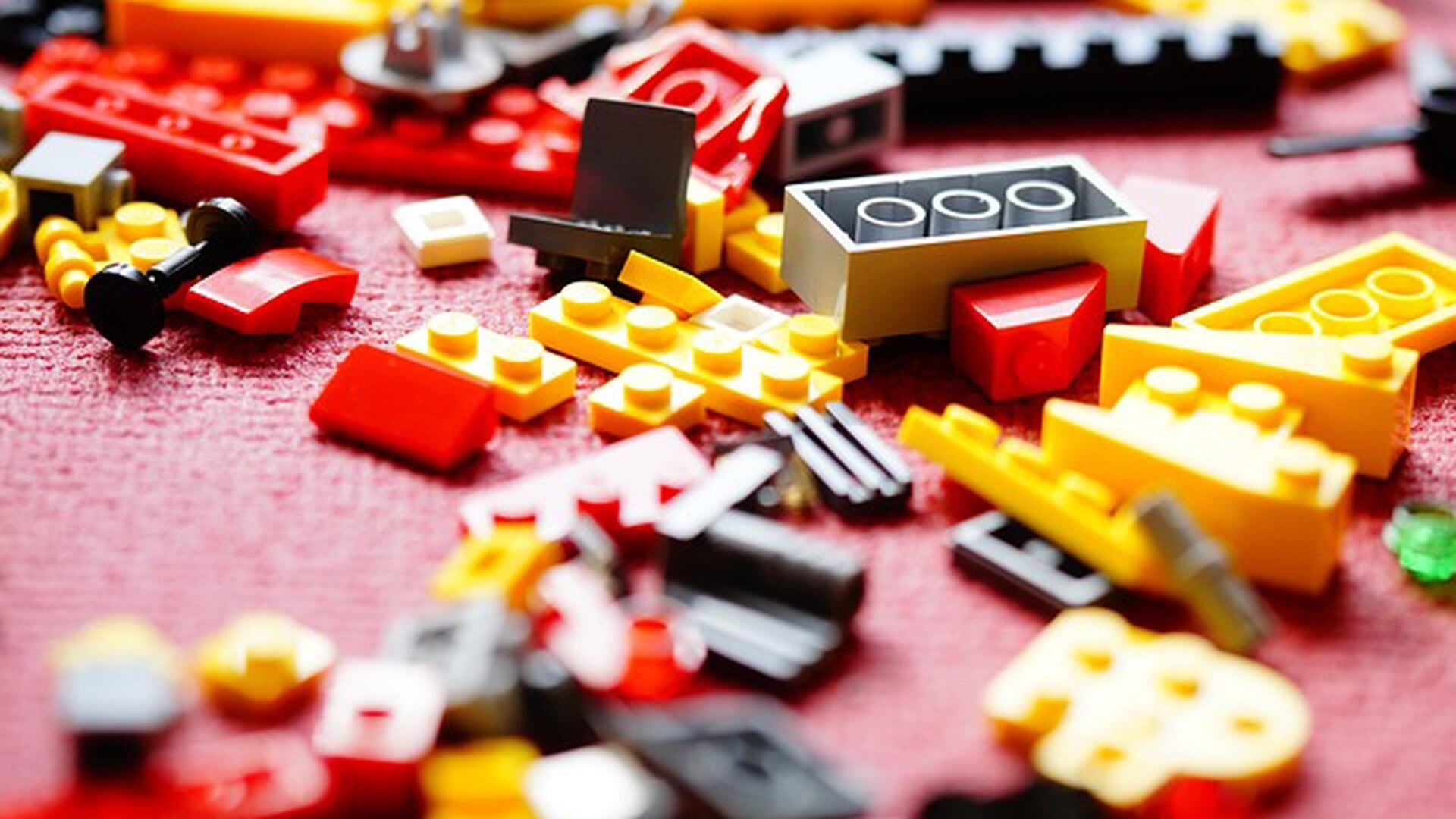 Legotheek bestaat 10 jaar!