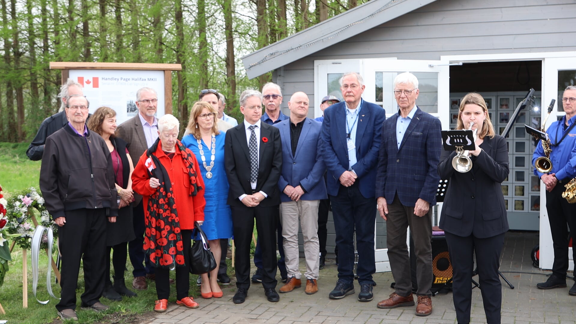 Ceremonie met een lach en een traan in Vierlingsbeek
