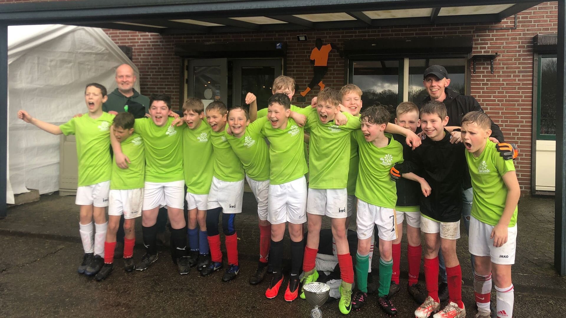 BS De Brink sterkste in regio en mag ronde verder in ...