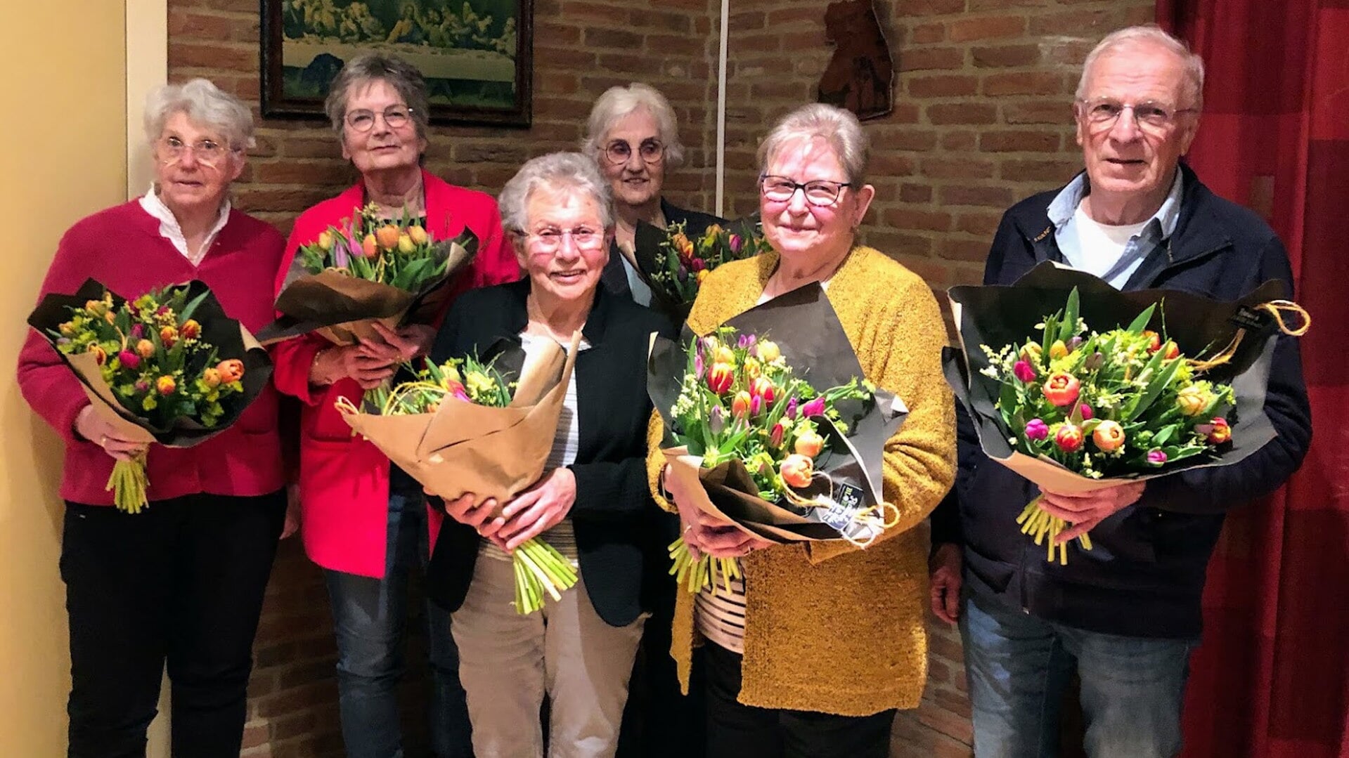 Christelijk Gemengd Koor Looft Den Heer Eert Trouwe Leden De Kop Al