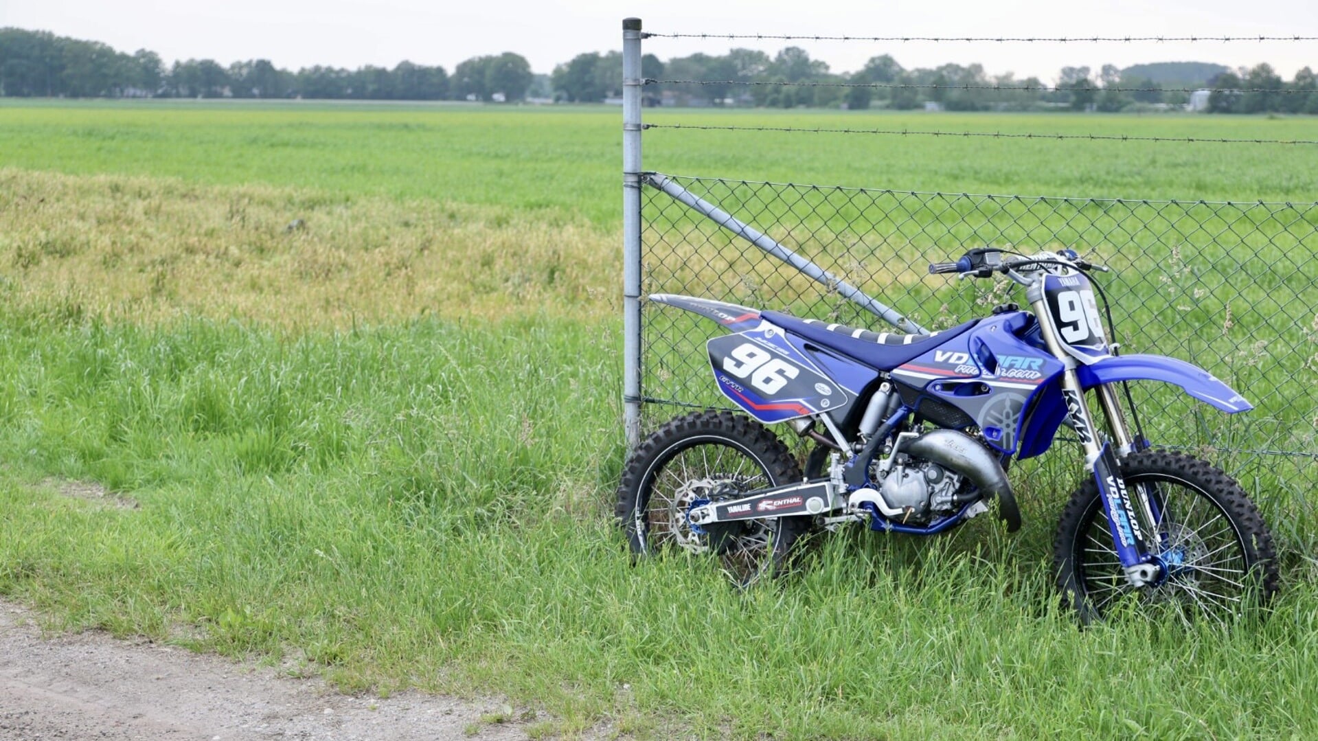 Motorcrosser gewond door harde val bij Westerbeek