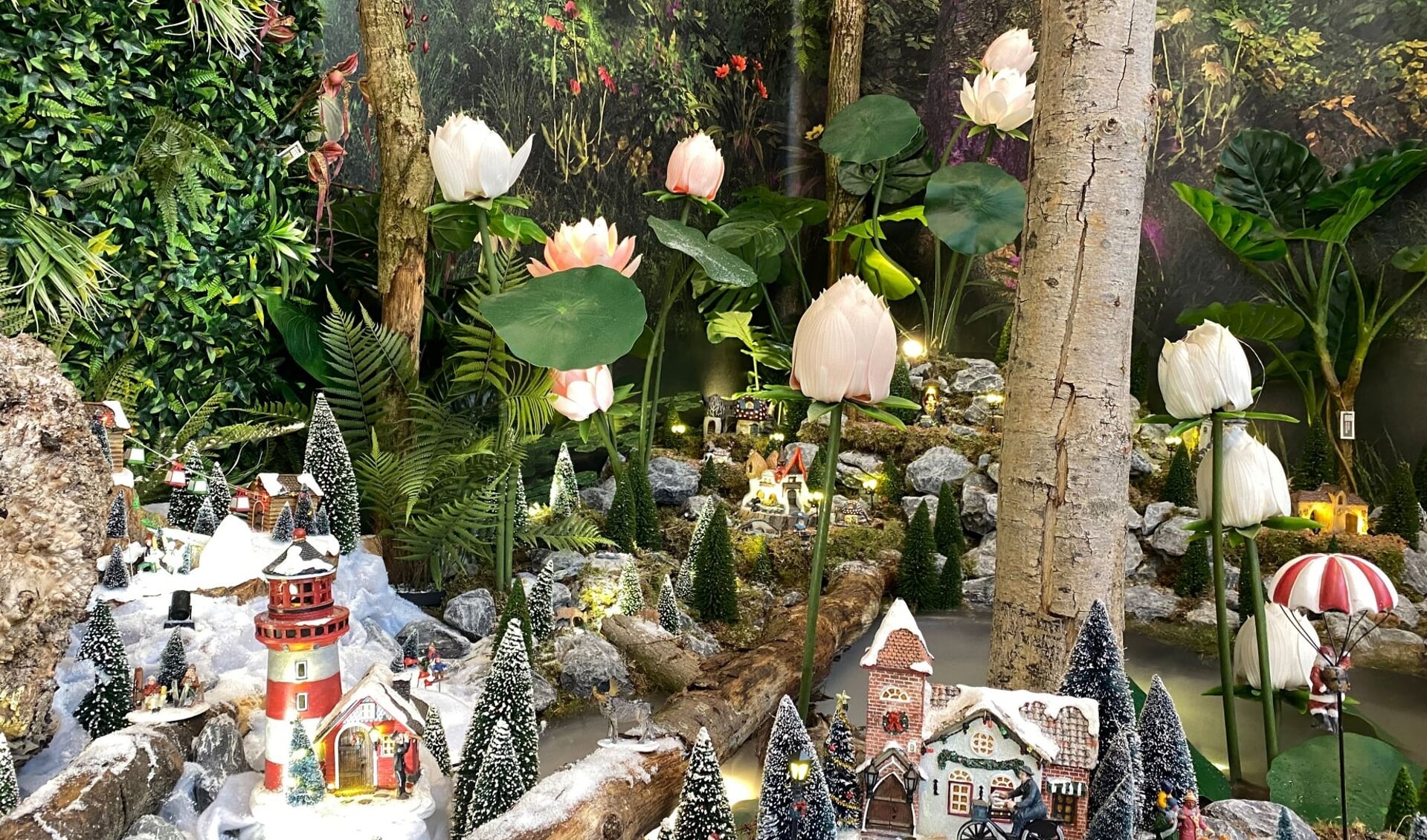 Kerstshow Intratuin van Efteling tot Twenties - Adverteren Rotterdam ...