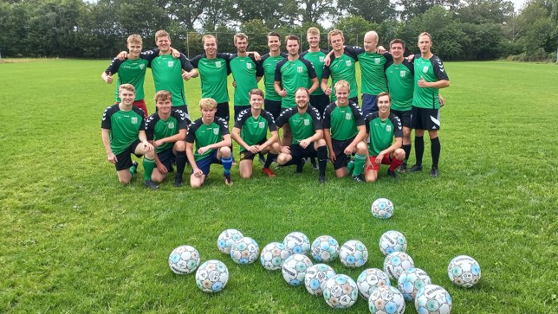 FC Oldemarkt en vv Oranje Zwart spelen zondag nacompetitie om verblijf in de derde klasse veilig te 