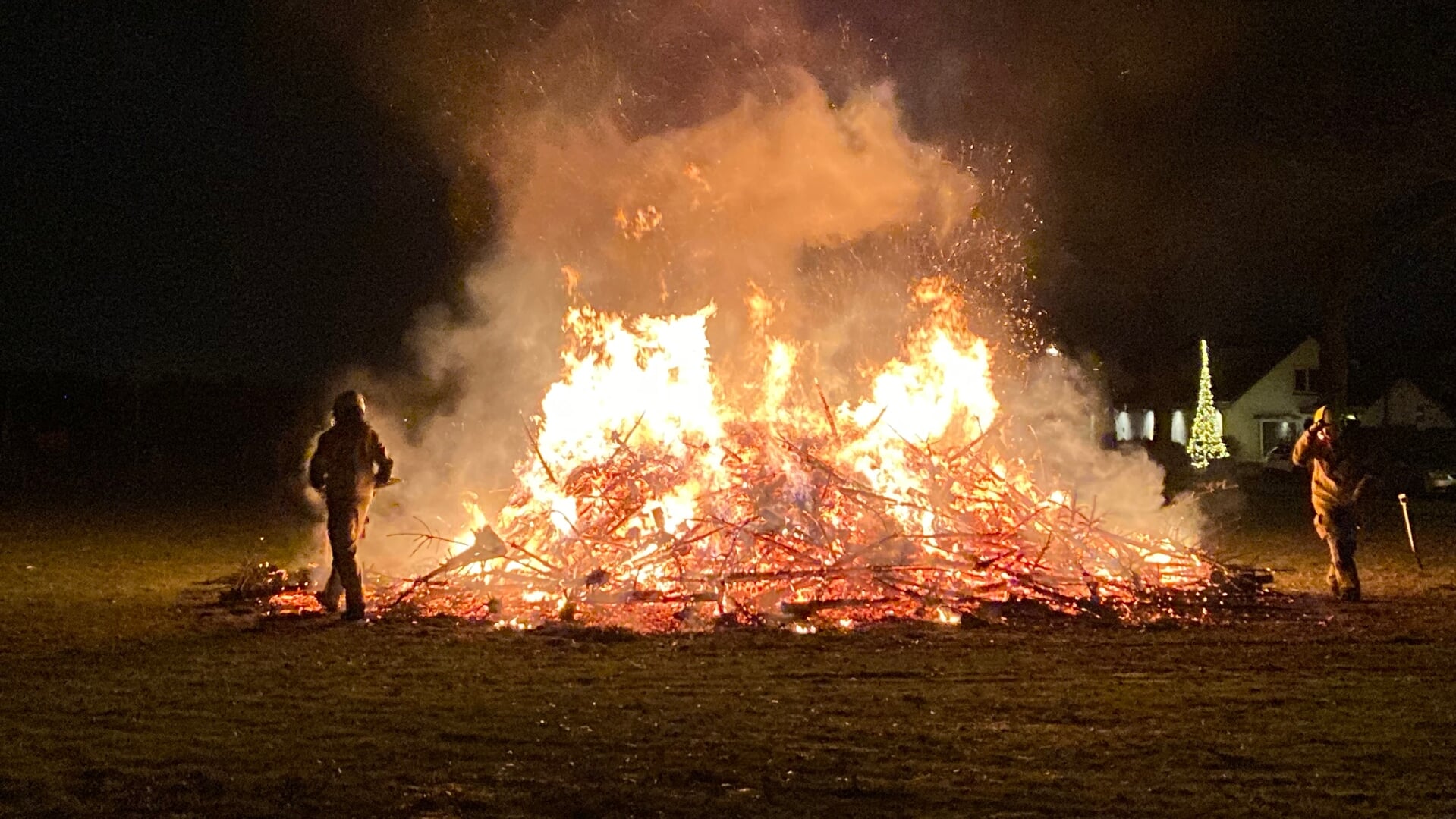 Geen financiële steun, maar kerstboomverbrandingen blijven toegestaan